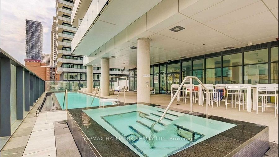 185 Roehampton Avenue Ph2 Property Photo 40