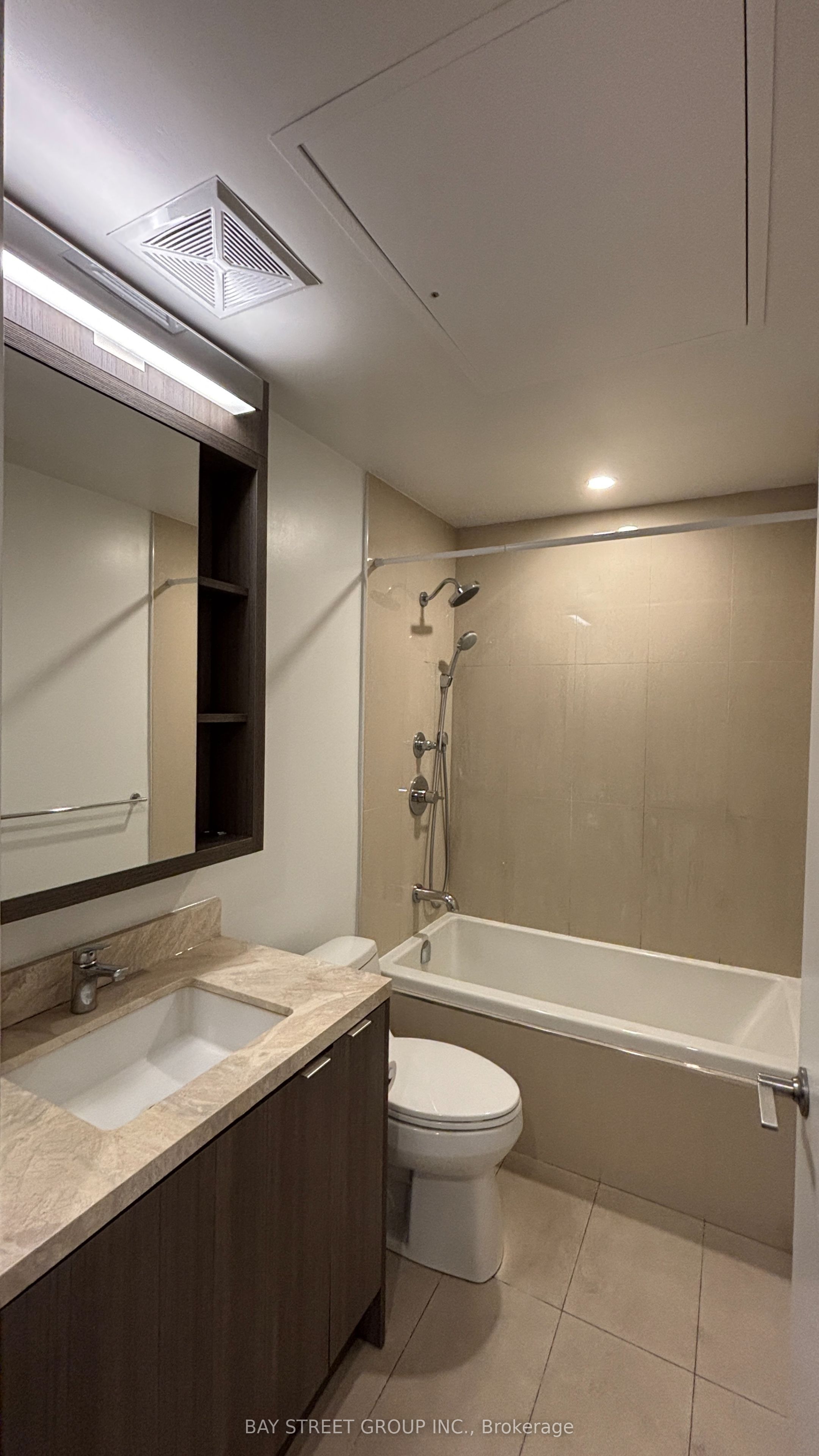 115 Blue Jays Way 2208 Property Photo 16