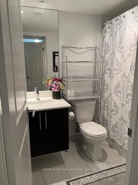 400 Adelaide Street E 1015 Property Photo 4