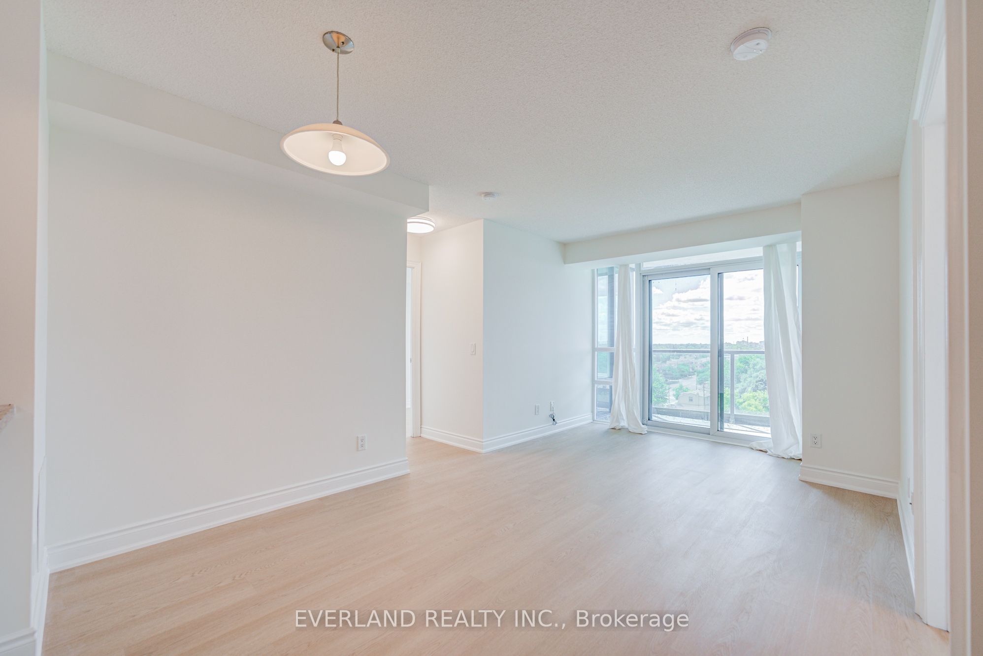 15 Greenview Avenue 707 Property Photo 16