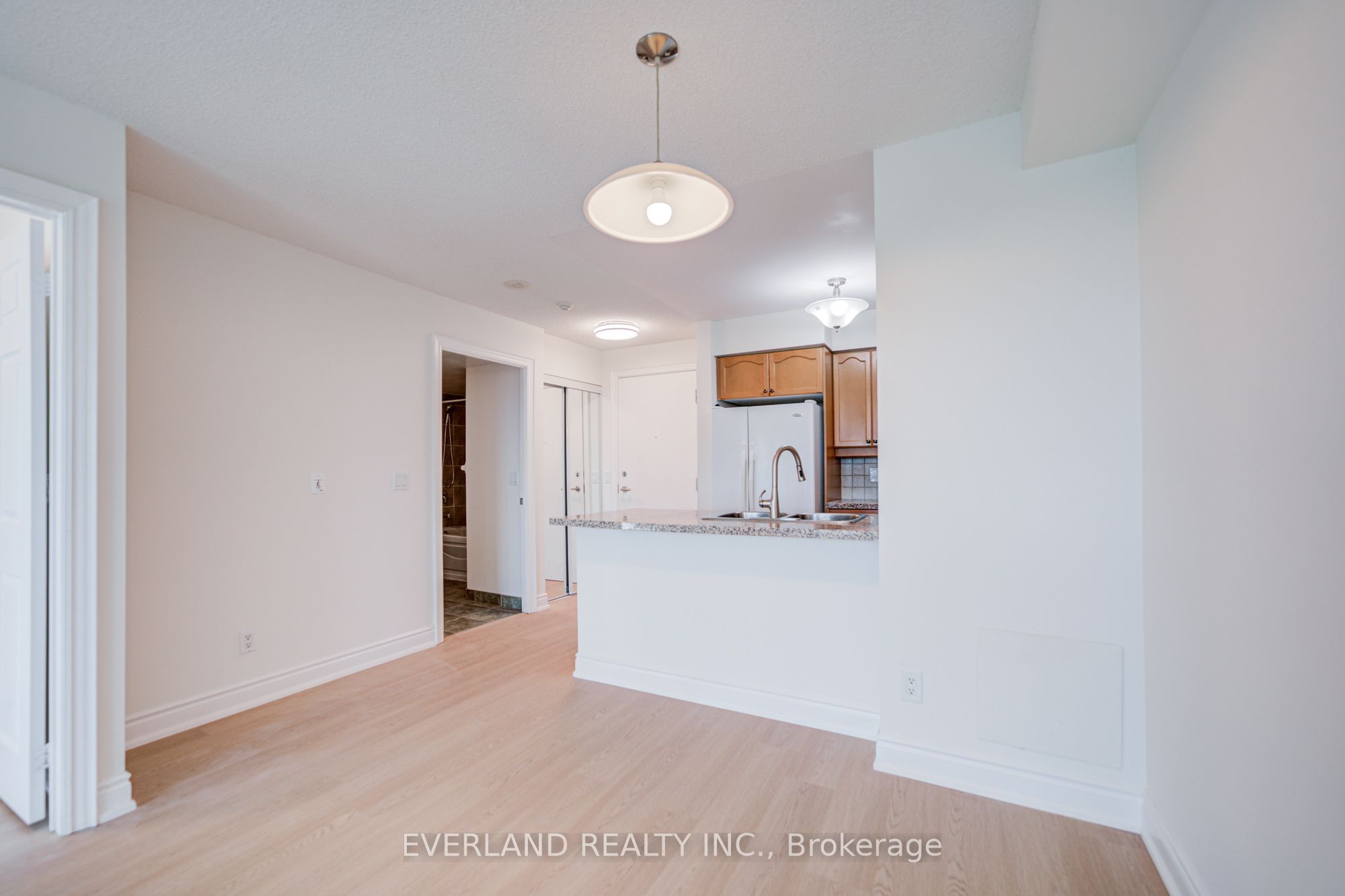 15 Greenview Avenue 707 Property Photo 18