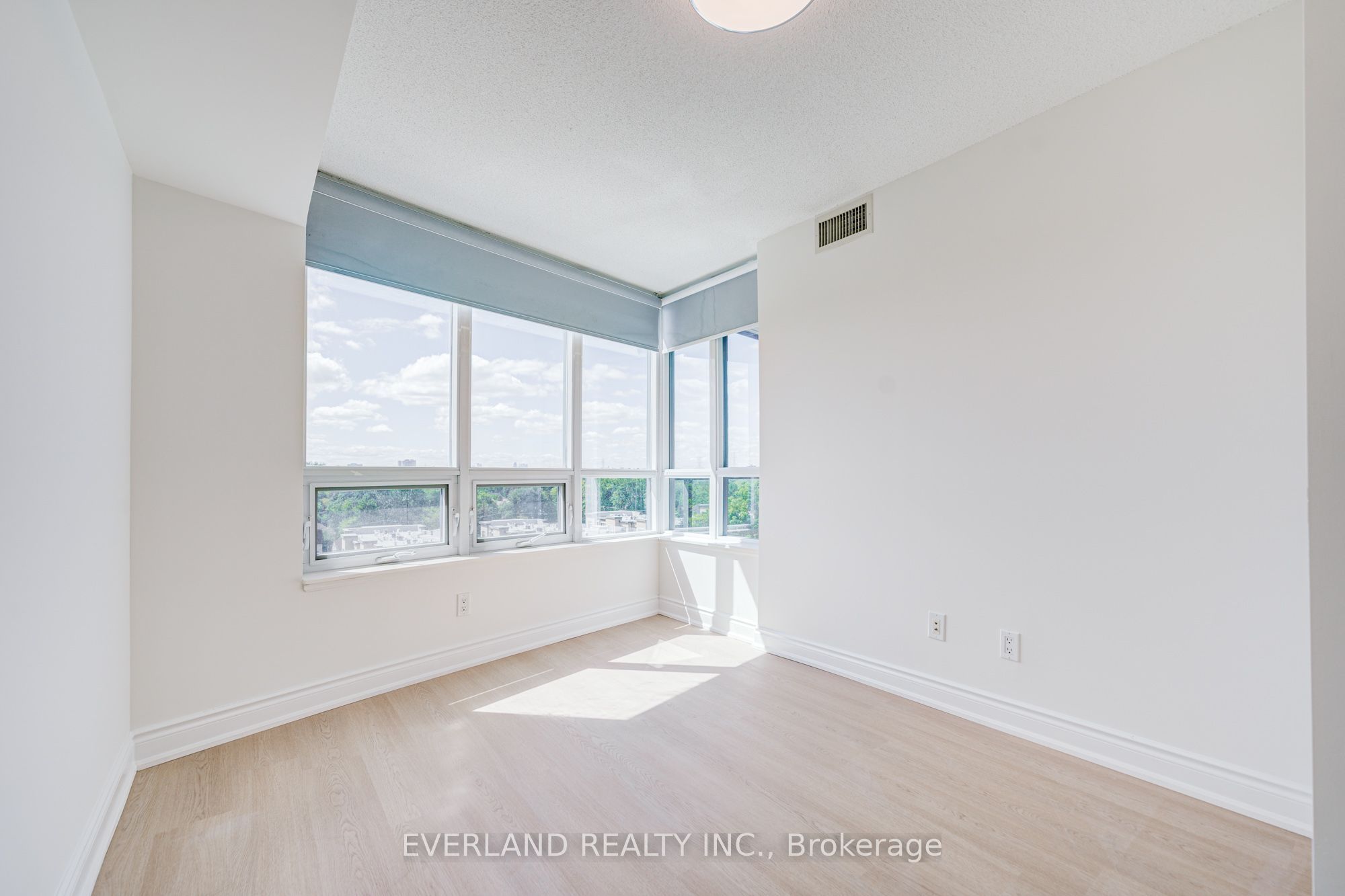 15 Greenview Avenue 707 Property Photo 35