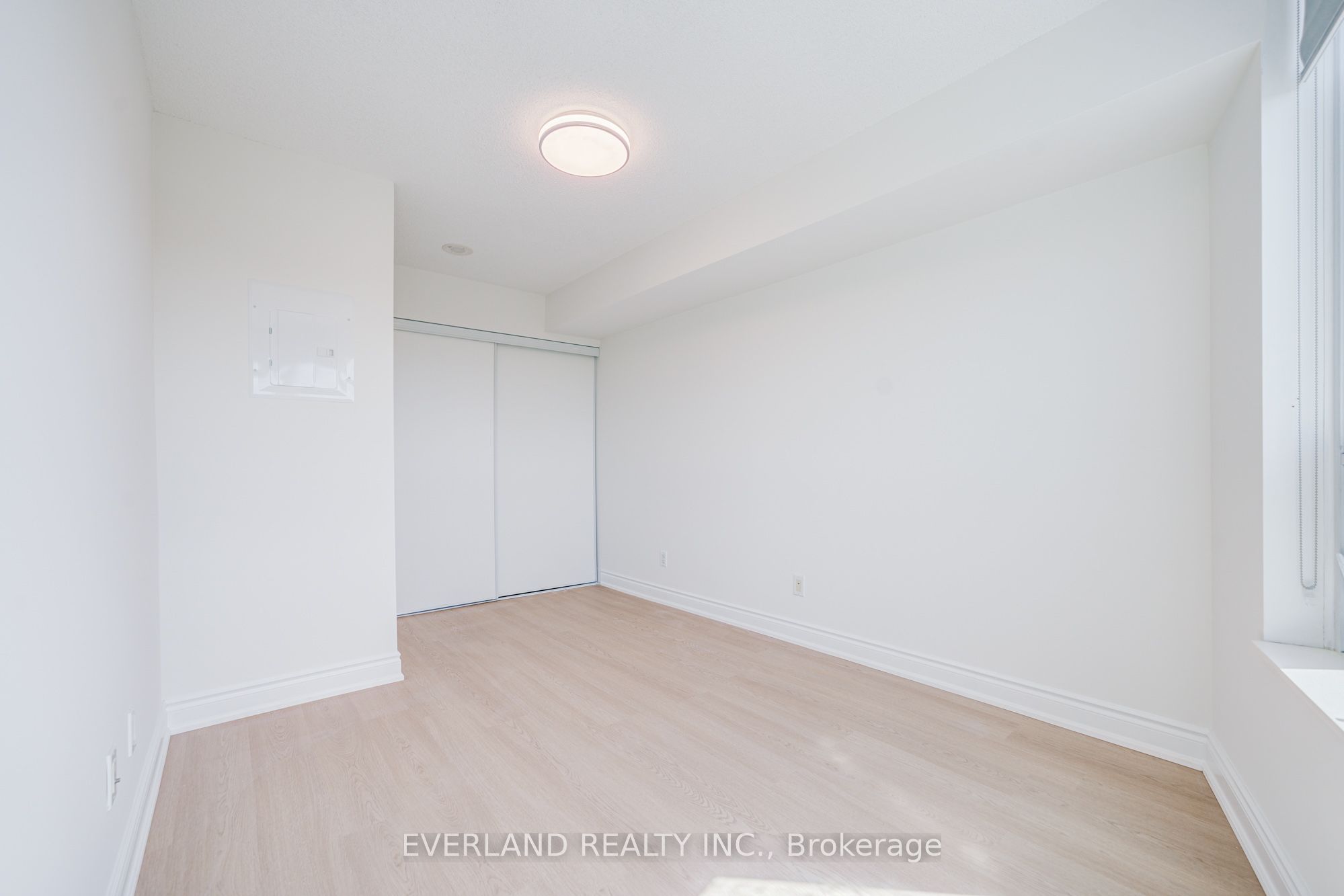 15 Greenview Avenue 707 Property Photo 36