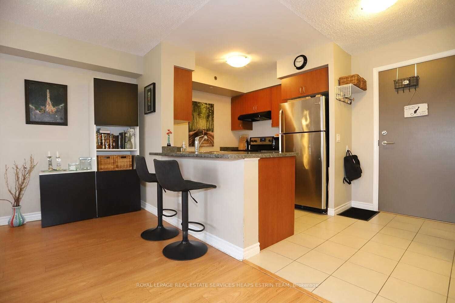 35 Saranac Boulevard 614 Property Photo 10