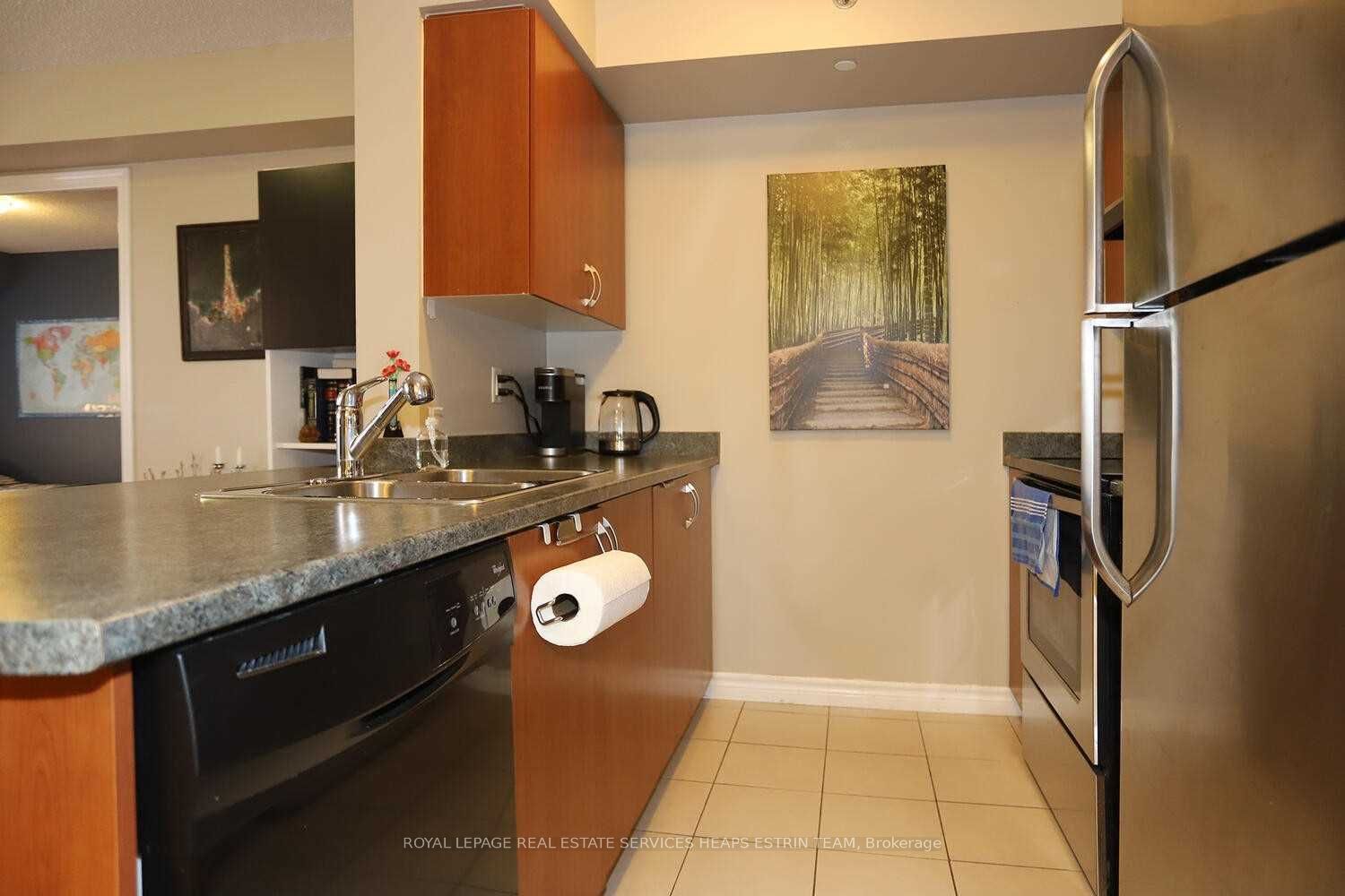 35 Saranac Boulevard 614 Property Photo 13