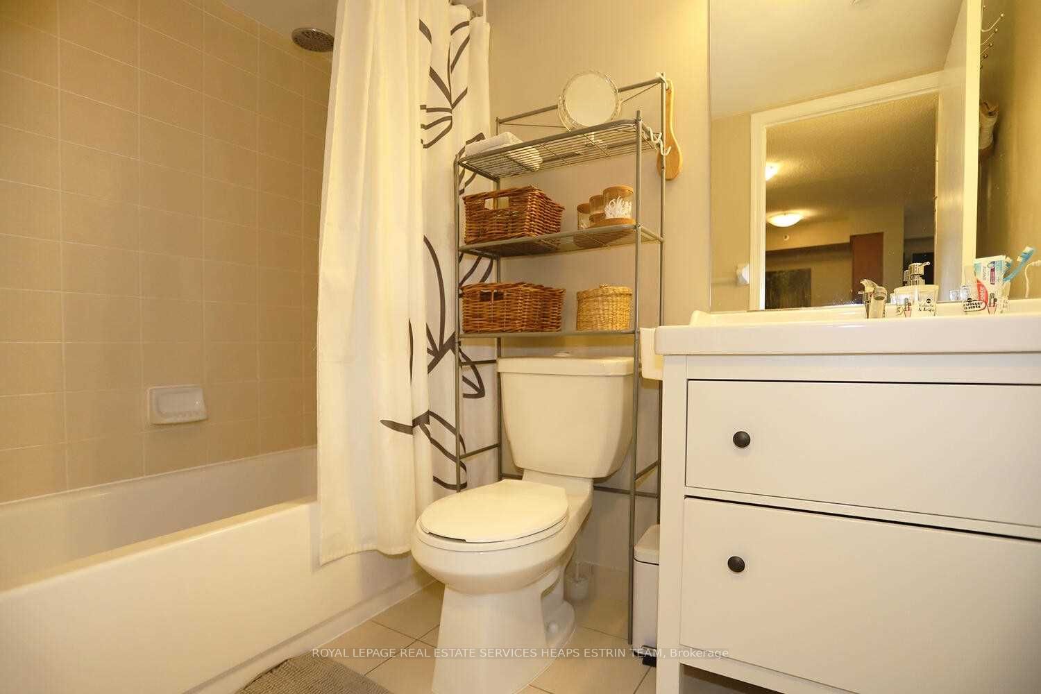 35 Saranac Boulevard 614 Property Photo 21