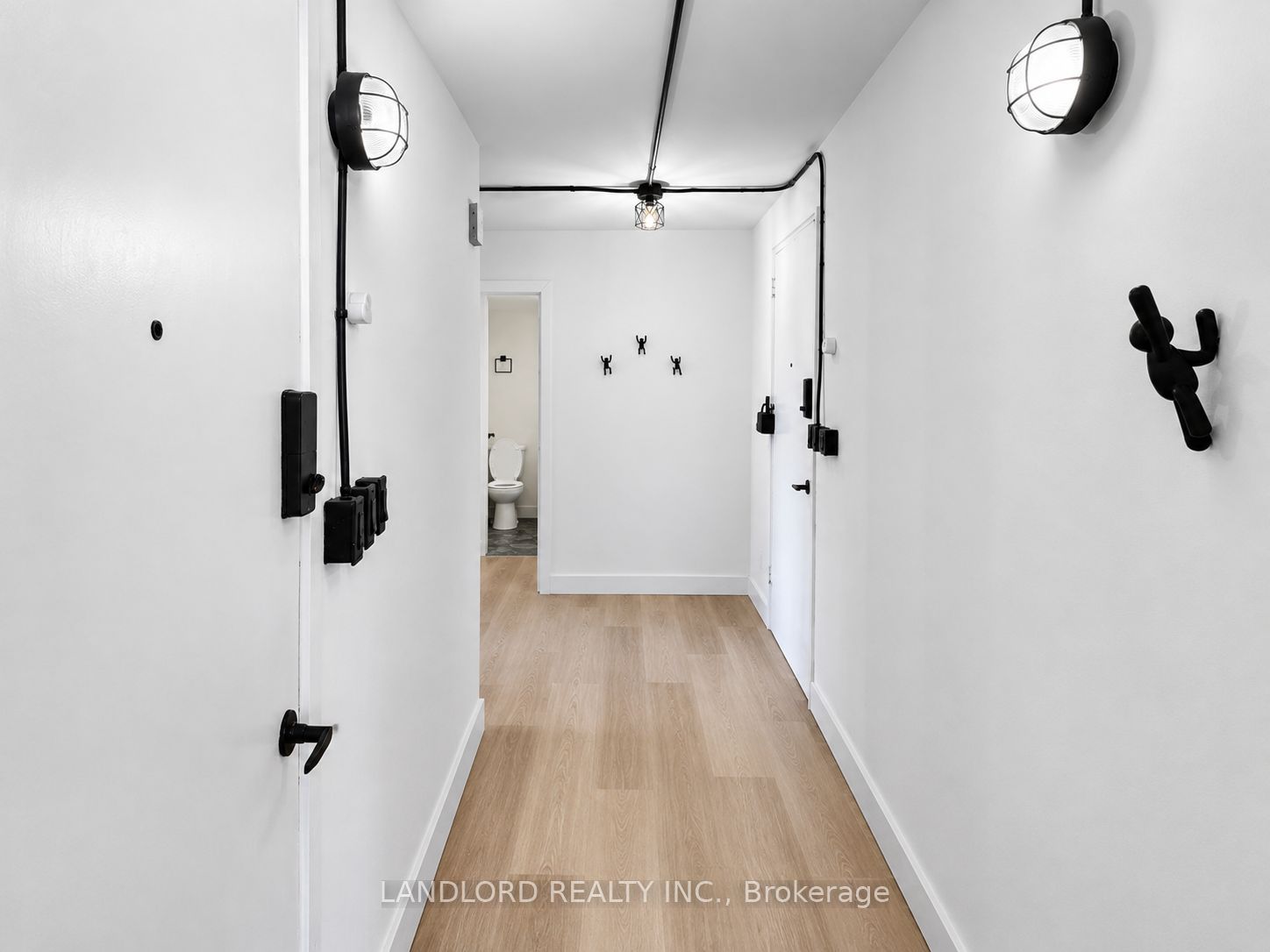 420 Eglinton Avenue E 402 Property Photo 7