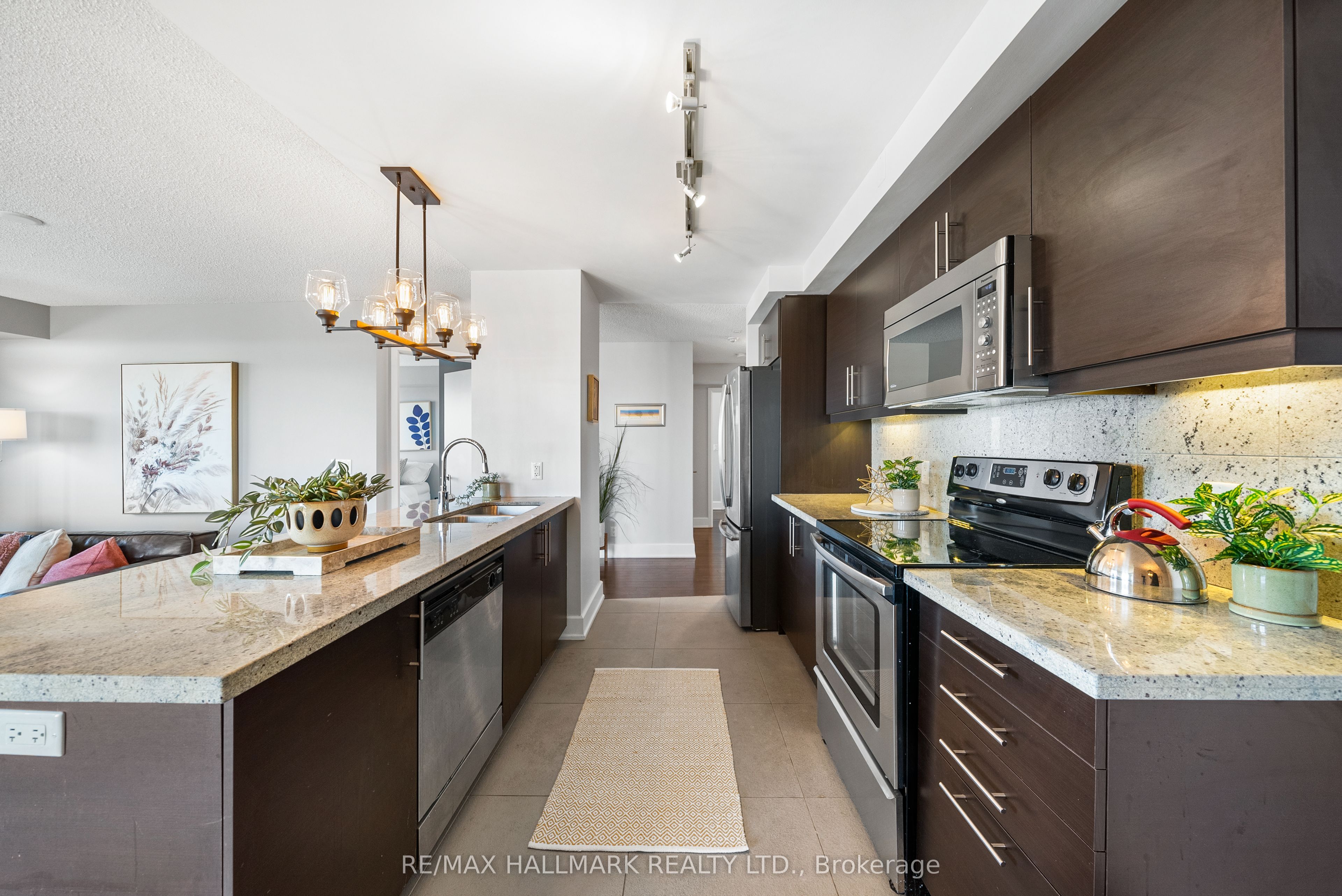 676 Sheppard Avenue E 708 Property Photo 11