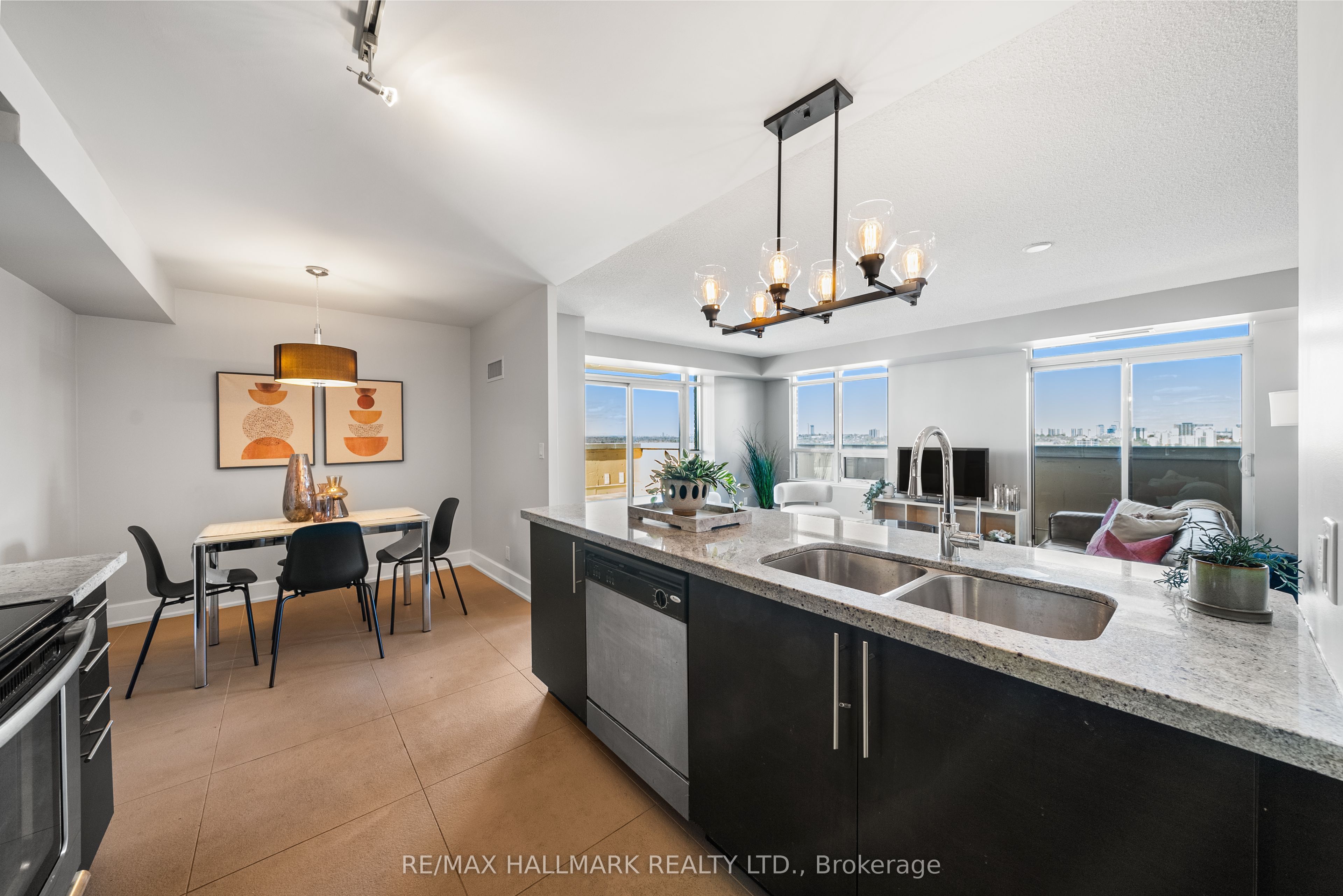 676 Sheppard Avenue E 708 Property Photo 12