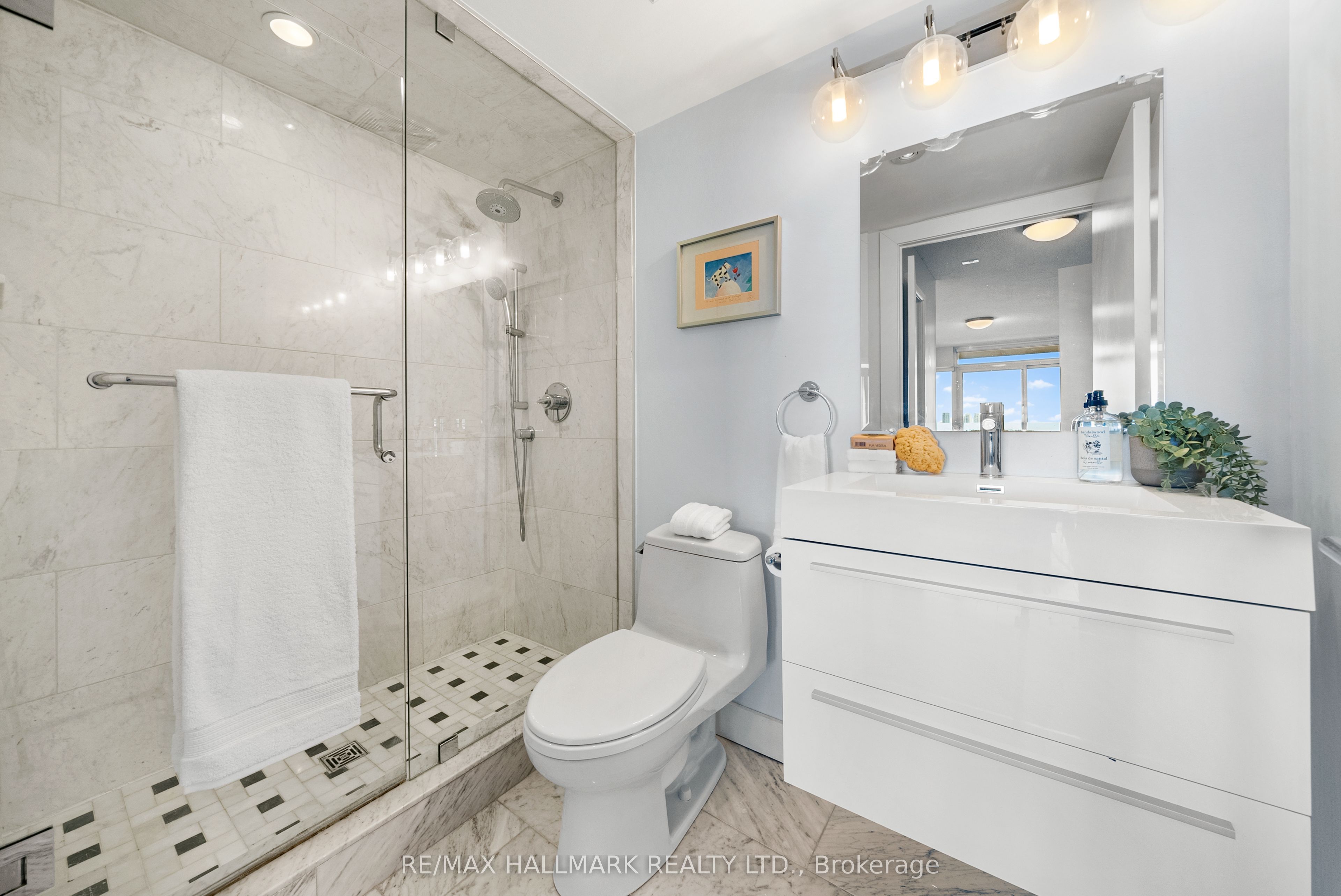 676 Sheppard Avenue E 708 Property Photo 19
