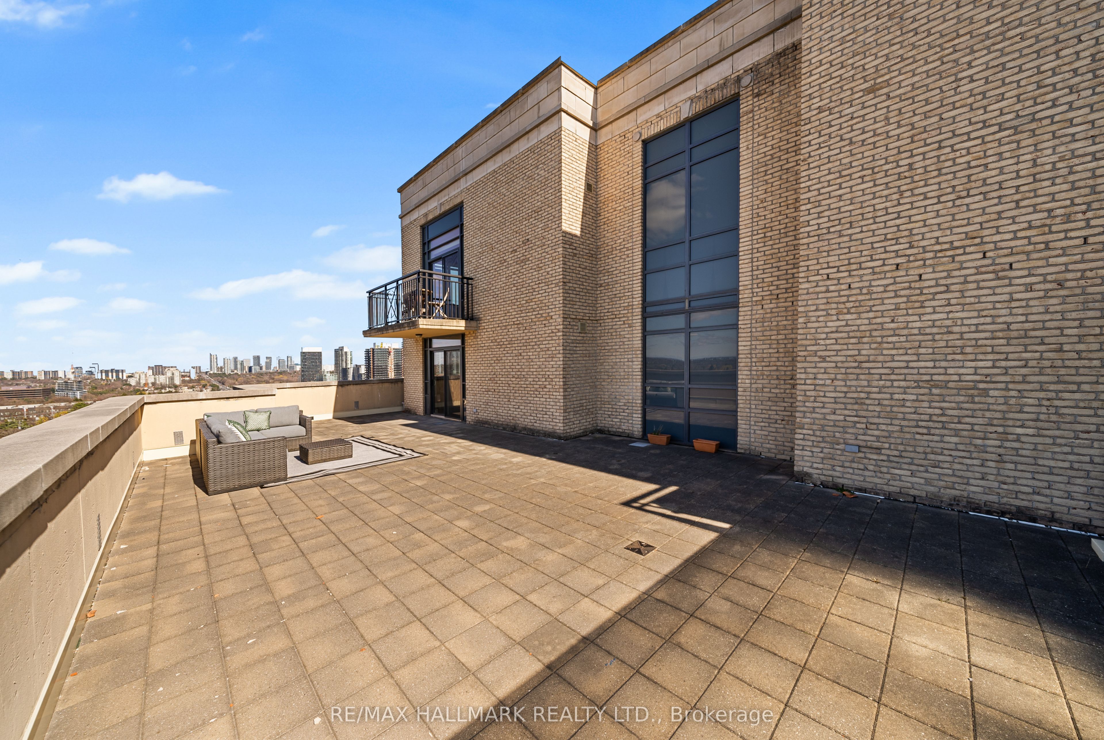 676 Sheppard Avenue E 708 Property Photo 29