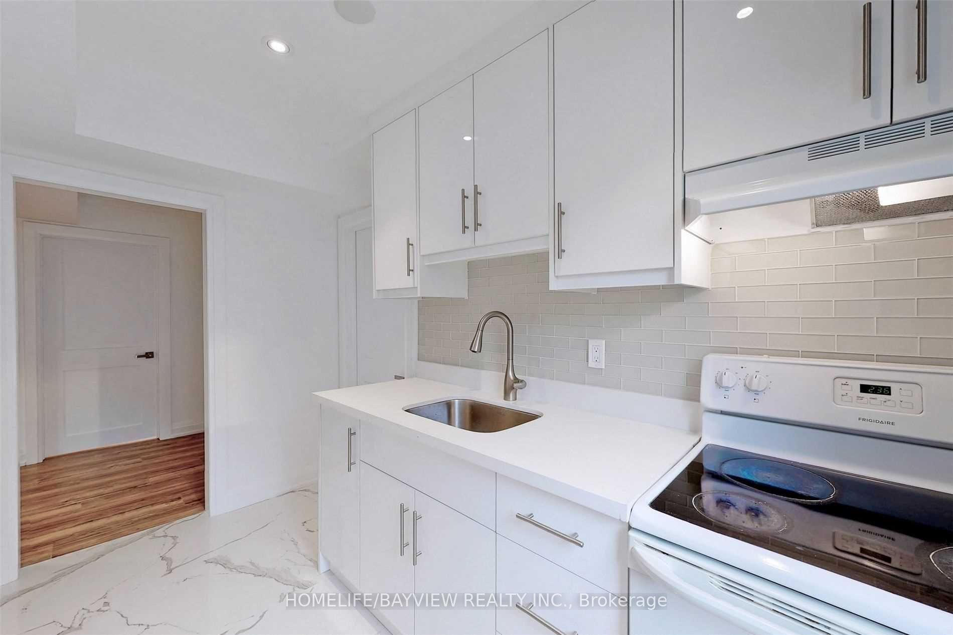 663 Conacher (lower) Drive Property Photo 11