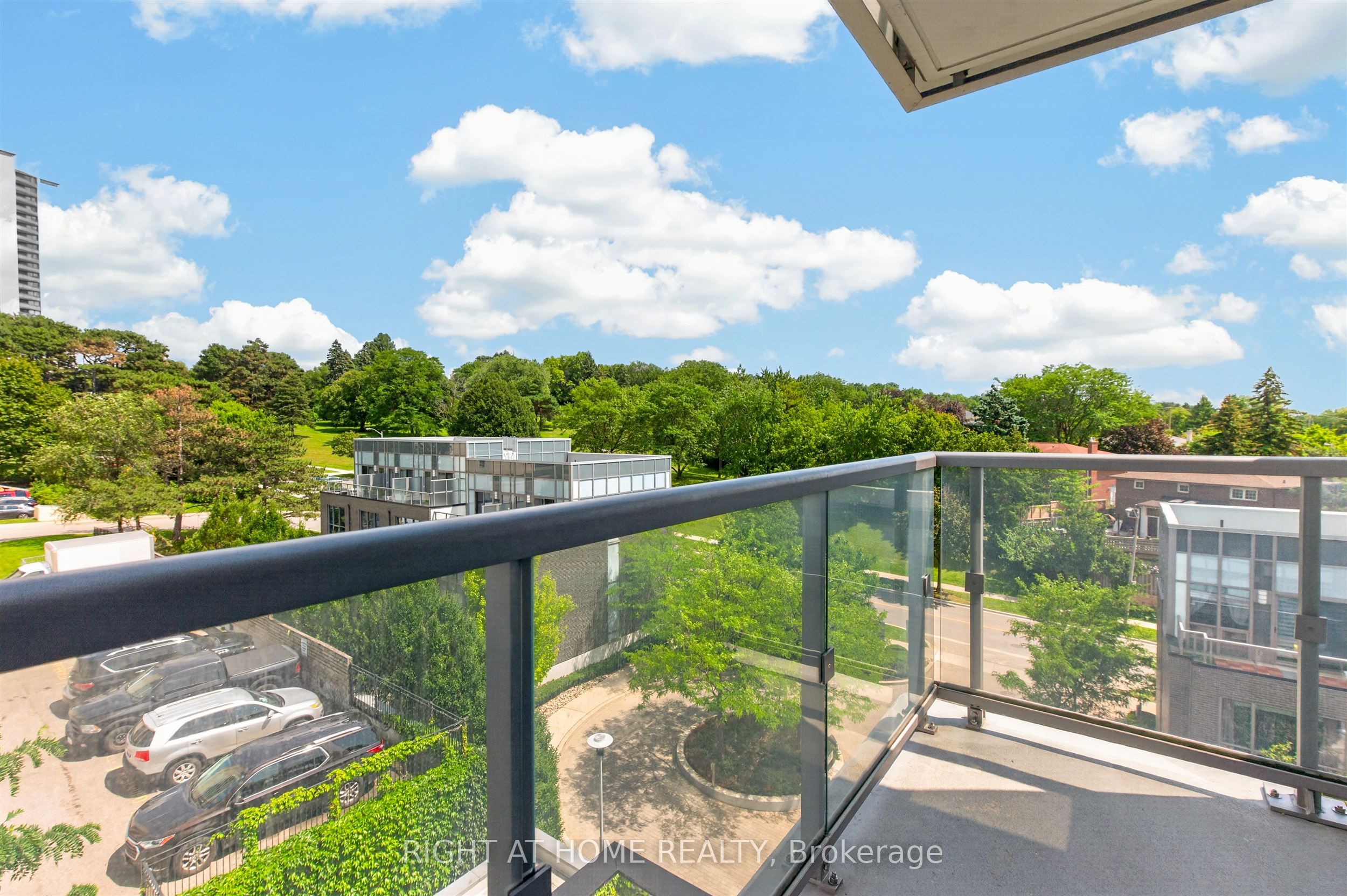 18 Graydon Hall Drive 509 Property Photo 24