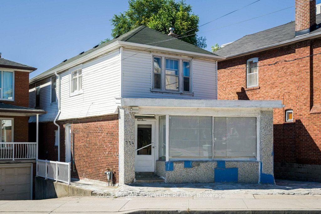 724 Vaughan Road