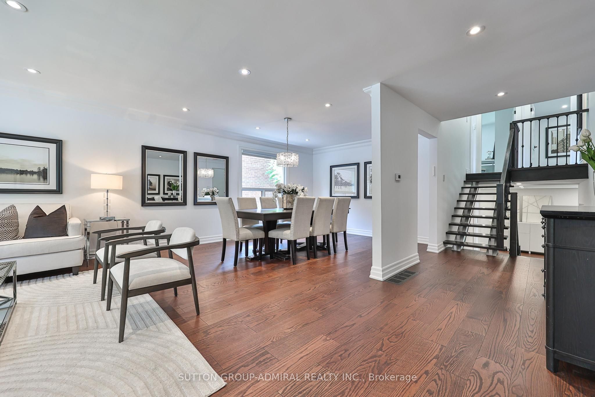 256 Torresdale Avenue Property Photo 6