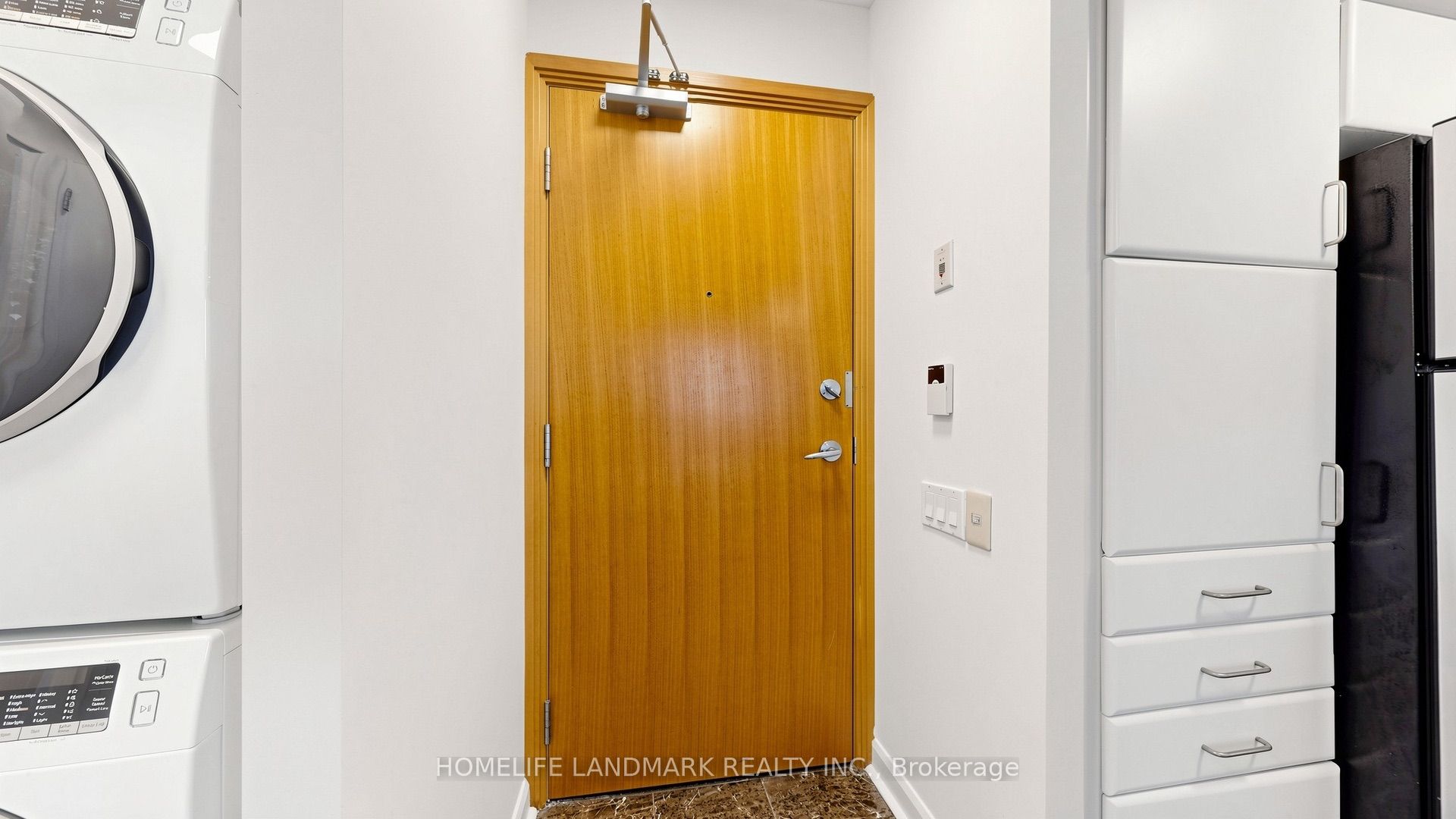 33 Sheppard Avenue E 1105 Property Photo 23
