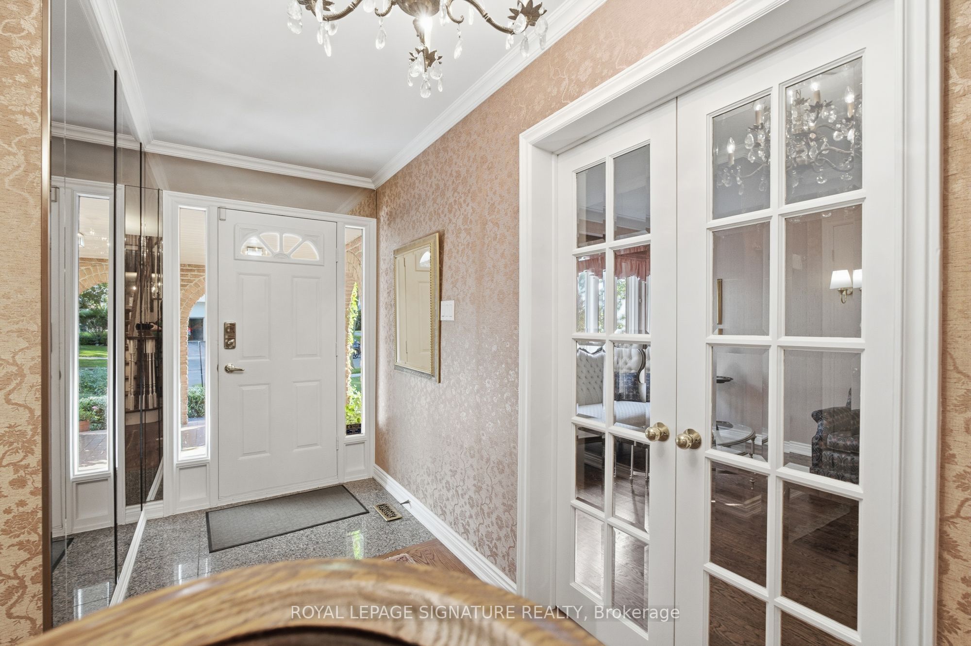 20 Wellesbourne Crescent Property Photo 3