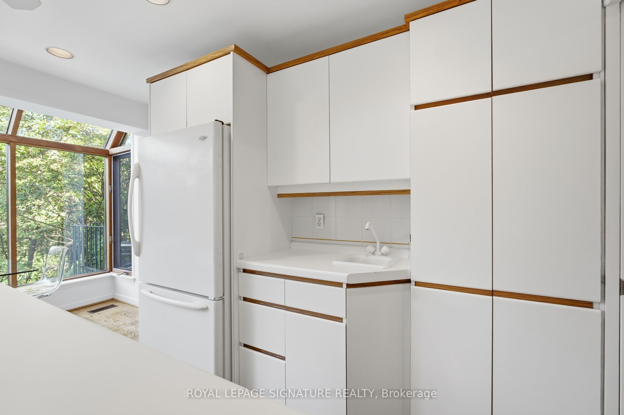 20 Wellesbourne Crescent Property Photo 12