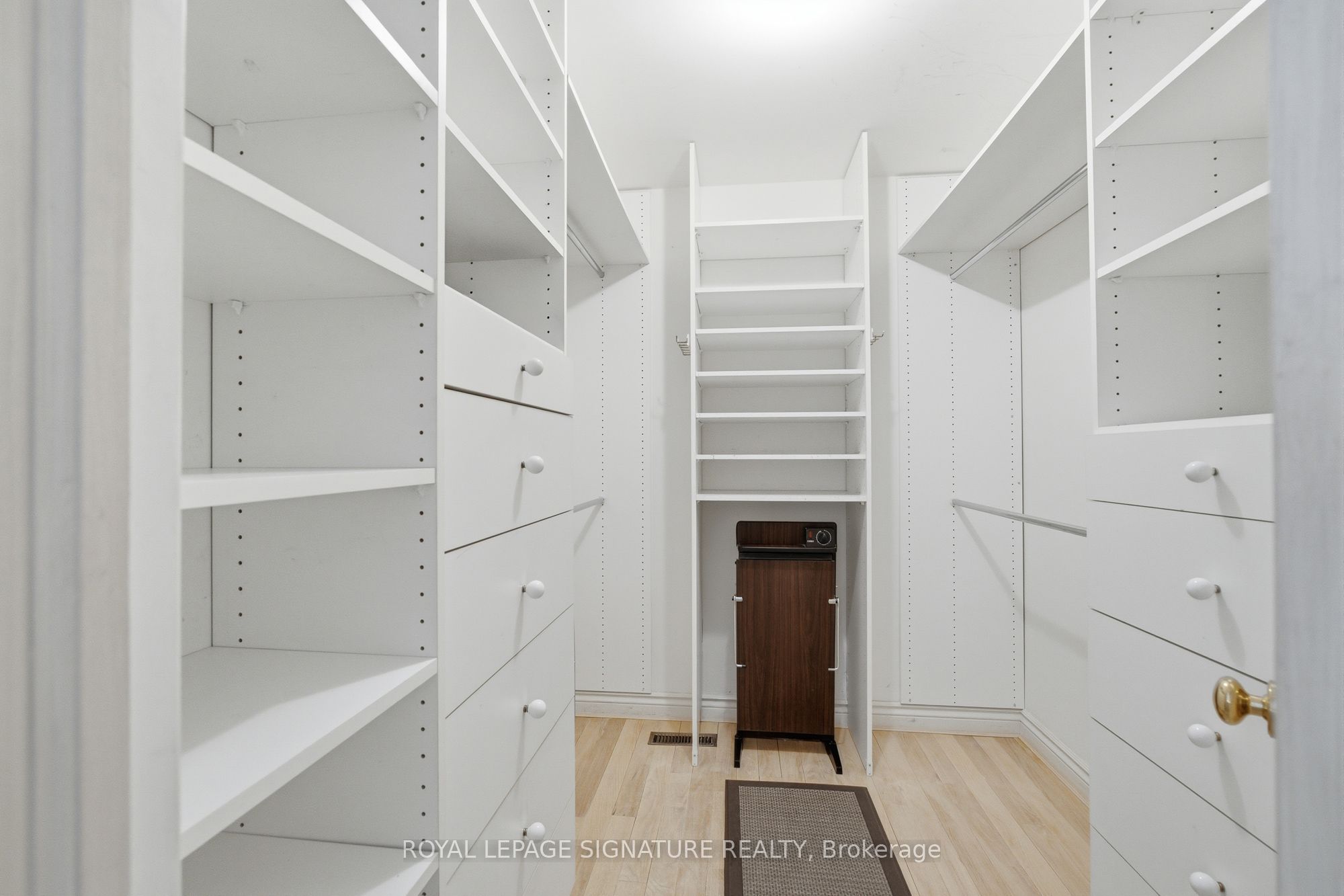 20 Wellesbourne Crescent Property Photo 27