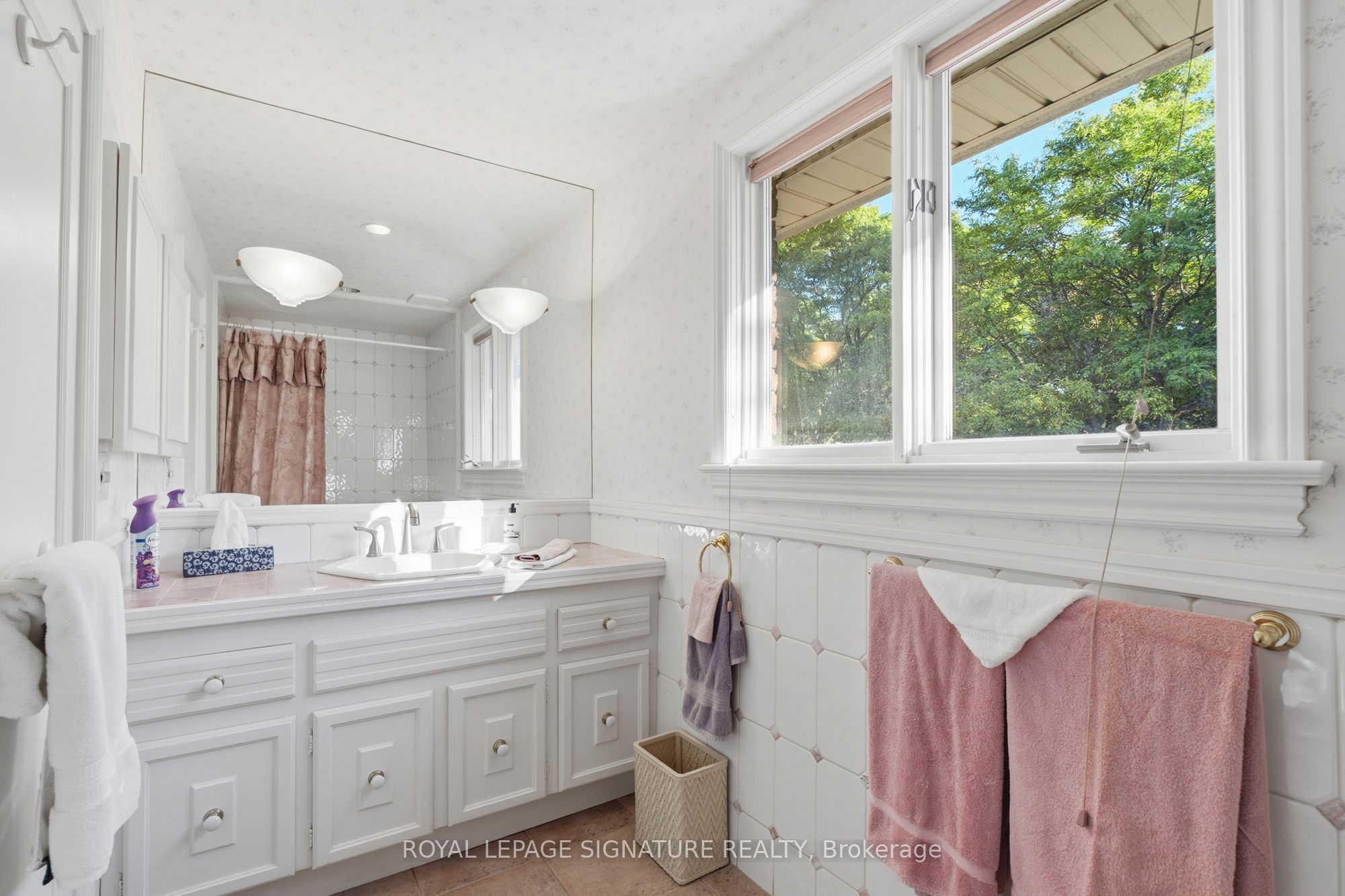 20 Wellesbourne Crescent Property Photo 35