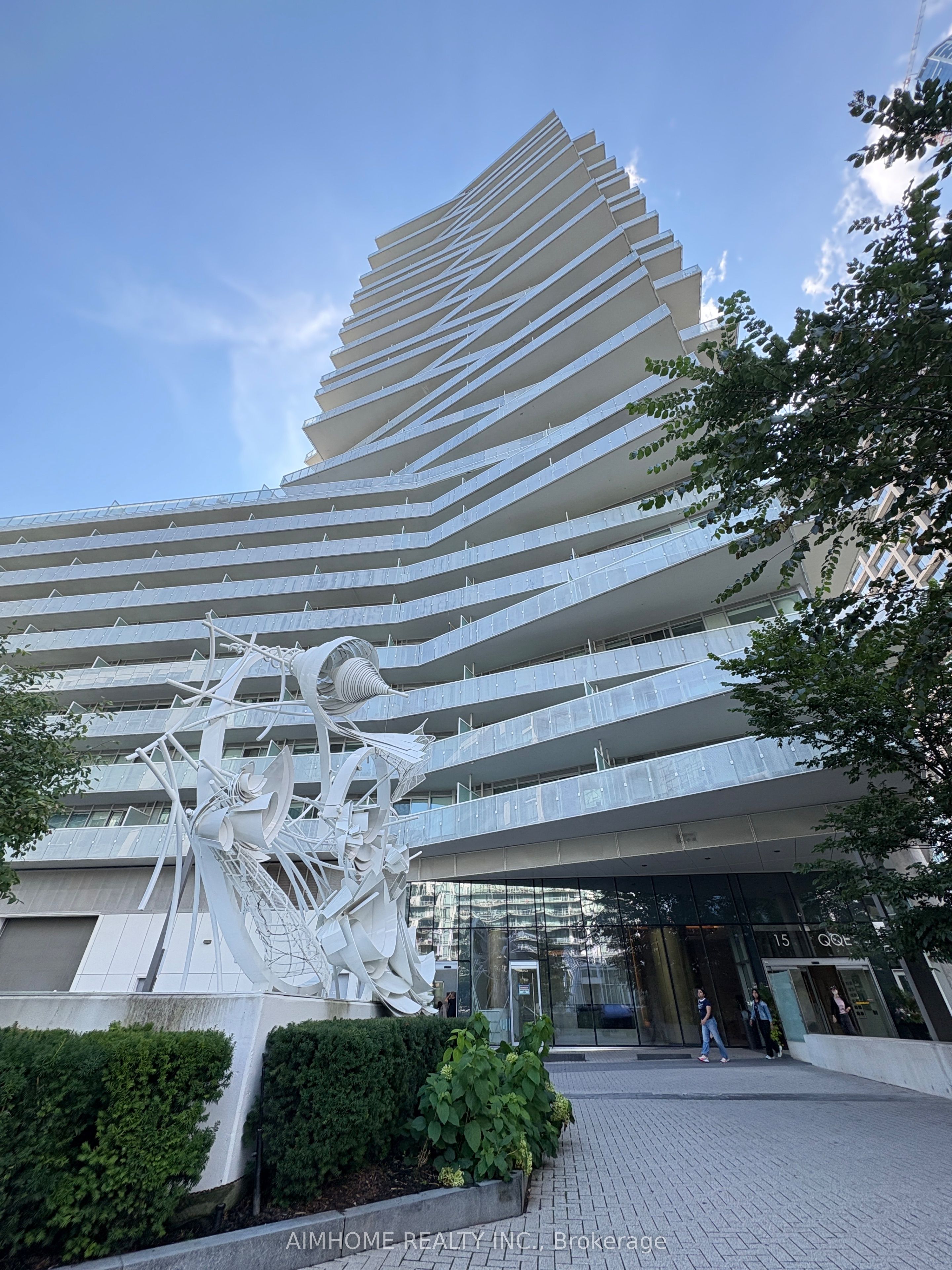 15 Queens Quay E 409 Property Photo 1
