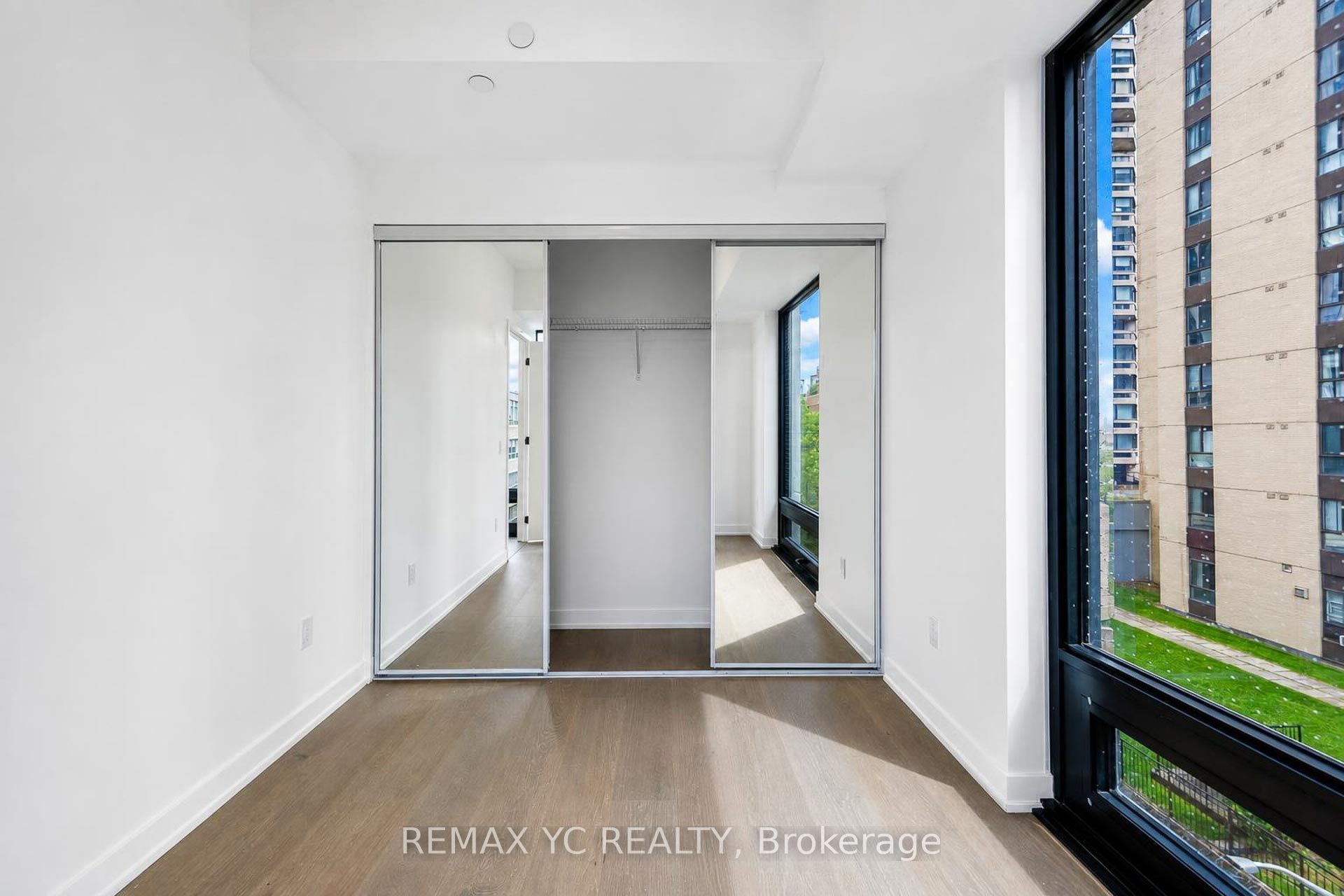 91 Montclair Avenue 706 Property Photo 8
