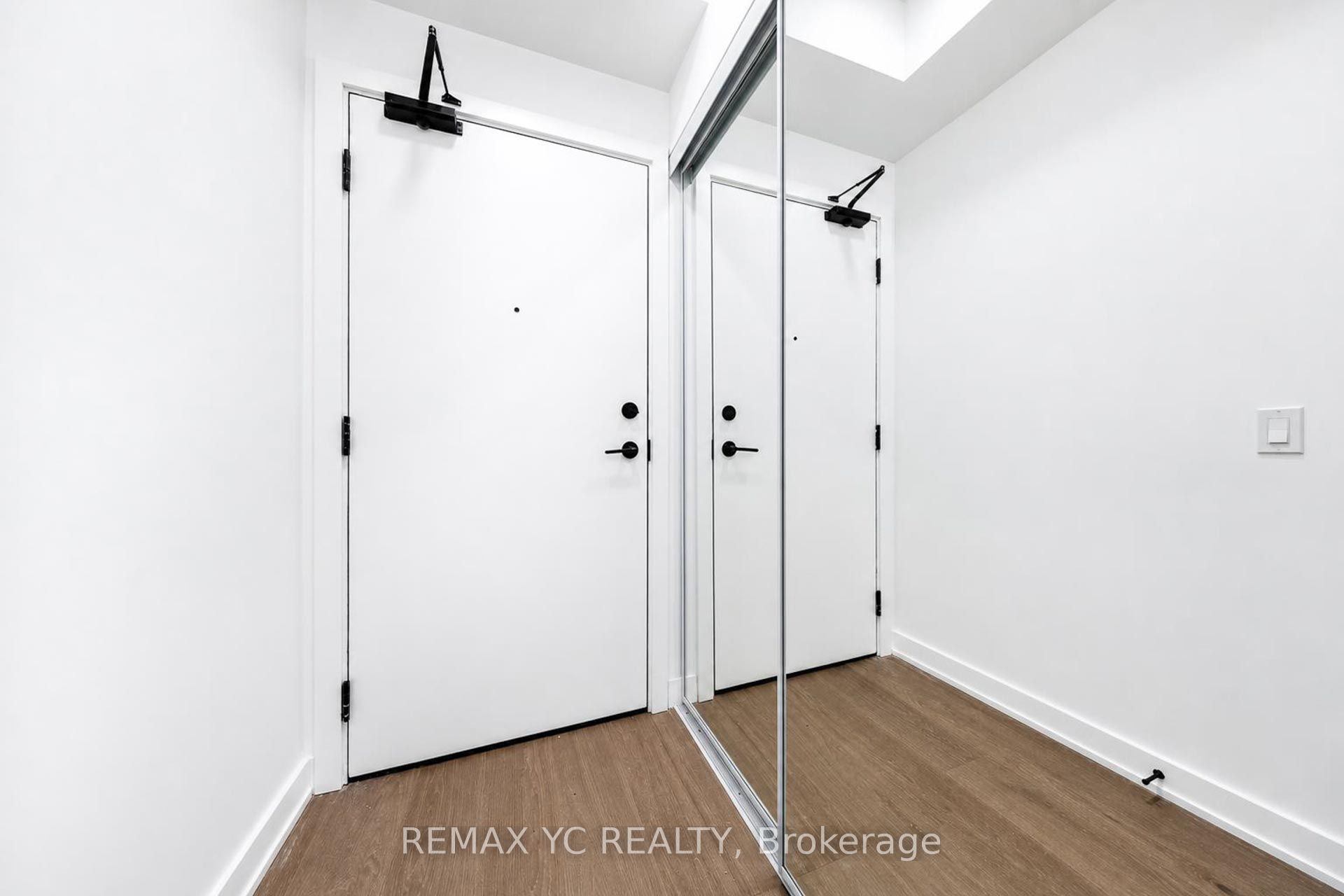 91 Montclair Avenue 706 Property Photo 13
