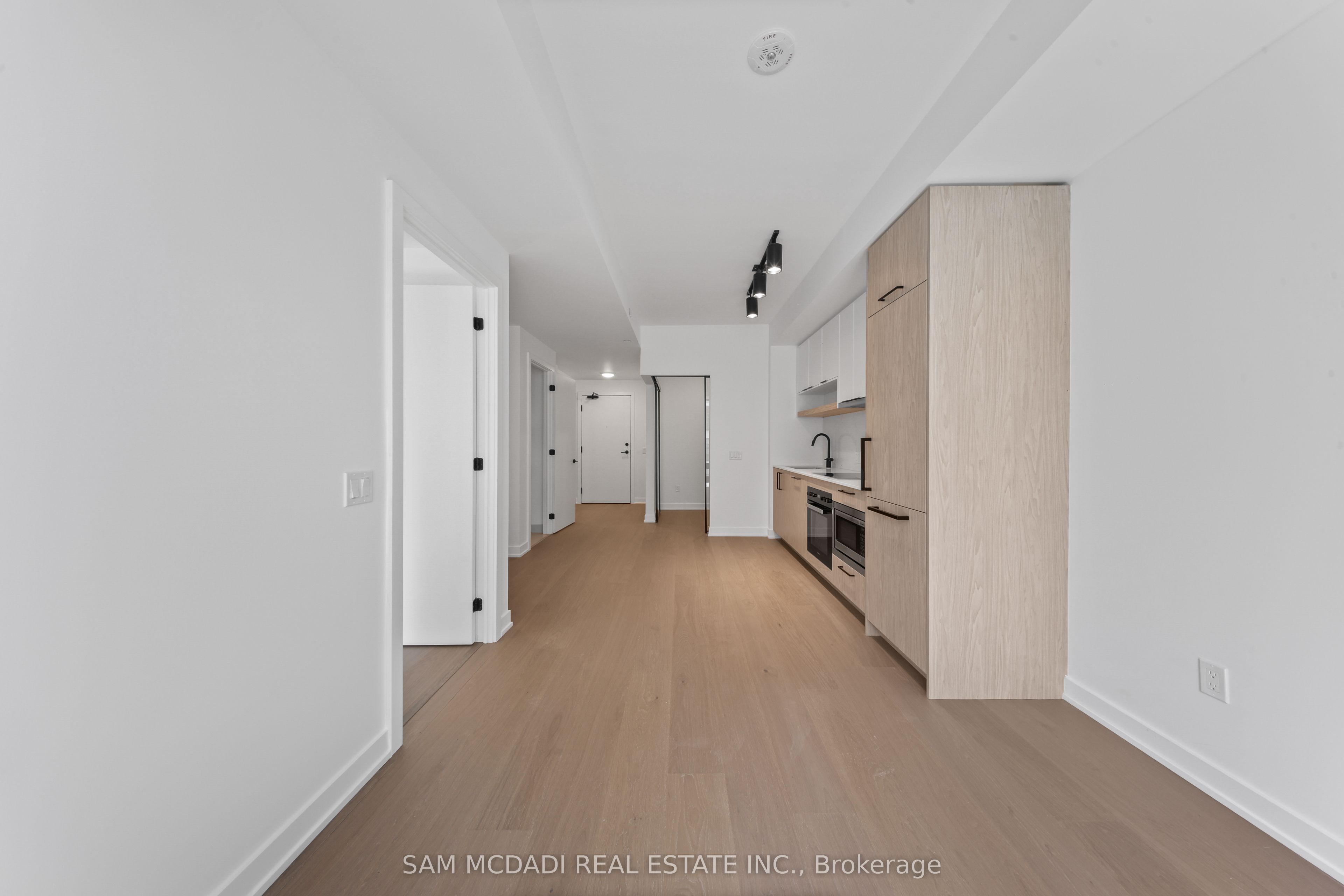 89 Montclair Avenue 1122 Property Photo 12
