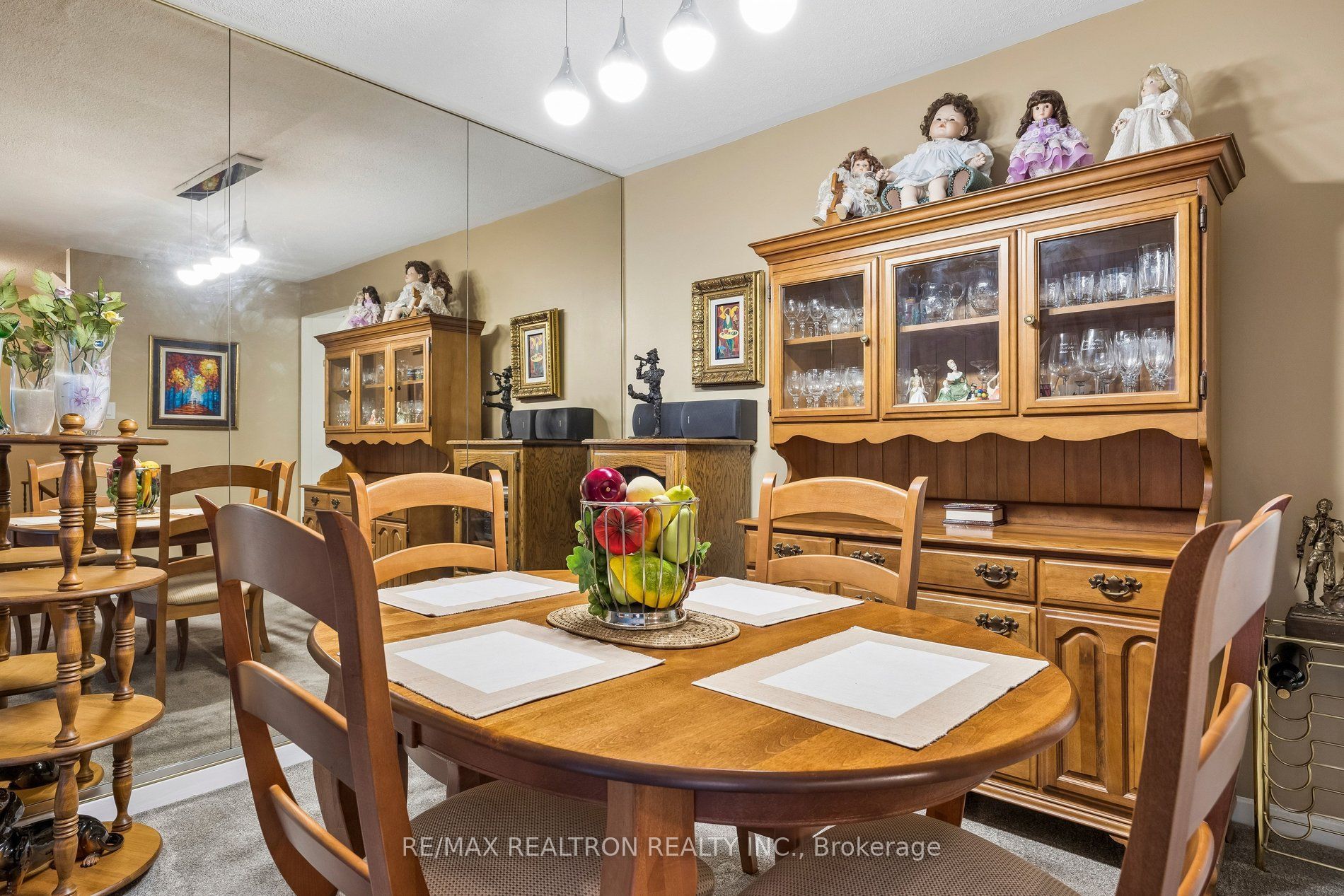 168 Song Meadoway Property Photo 13