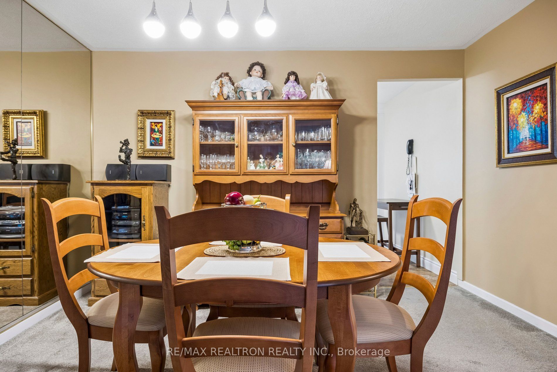 168 Song Meadoway Property Photo 14