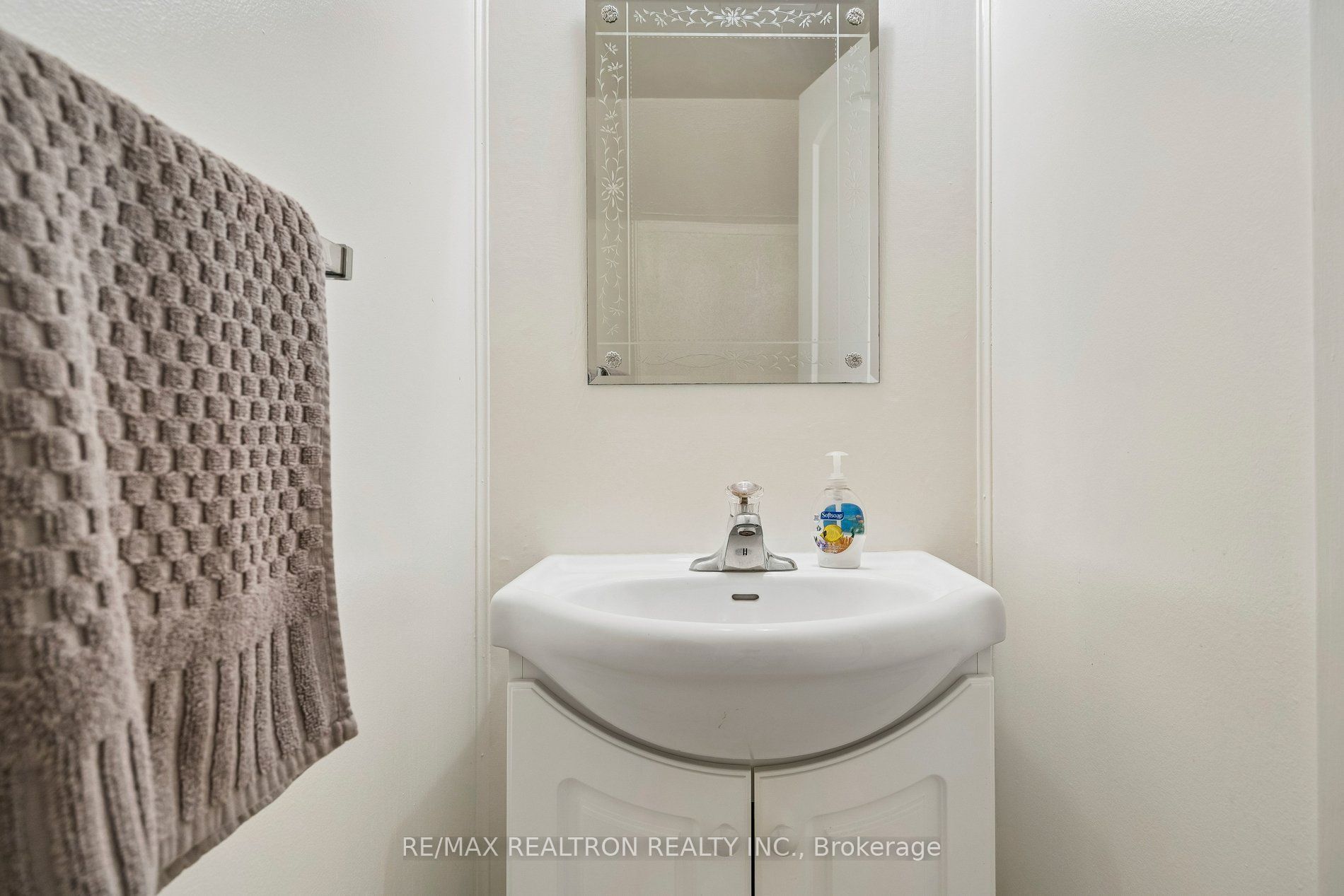 168 Song Meadoway Property Photo 21