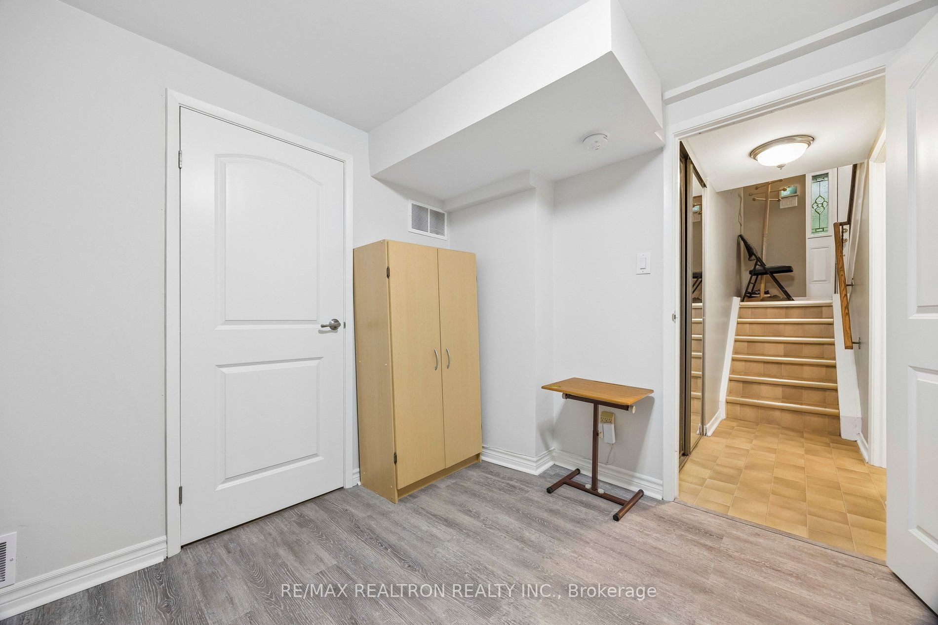 168 Song Meadoway Property Photo 40