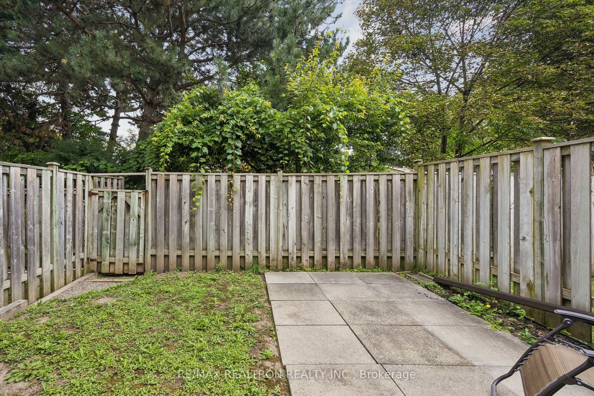 168 Song Meadoway Property Photo 44