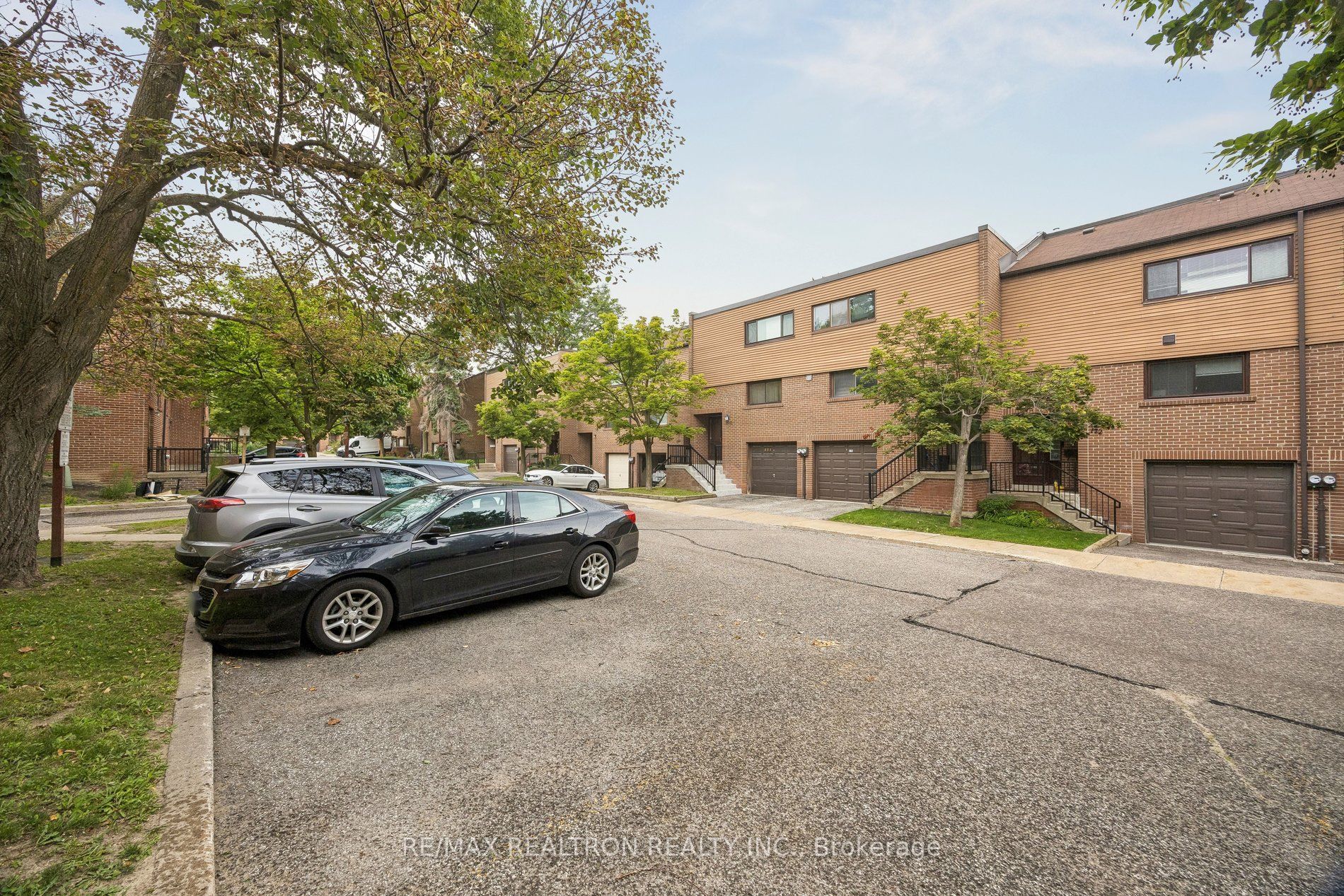168 Song Meadoway Property Photo 46
