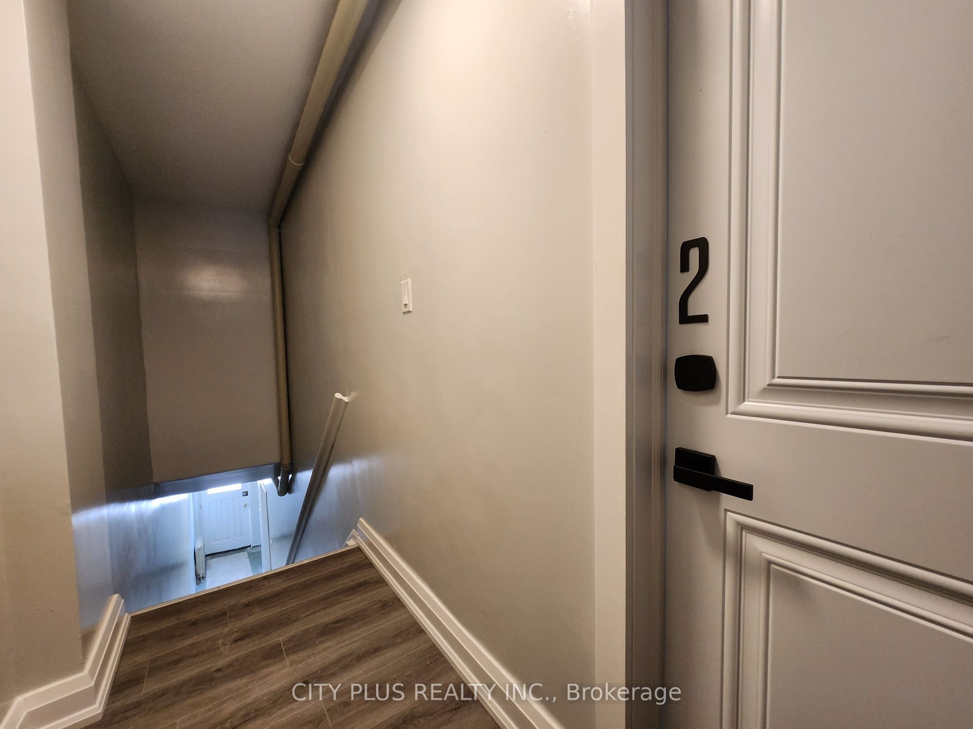 3547 Bathurst Street 2 Property Photo 14