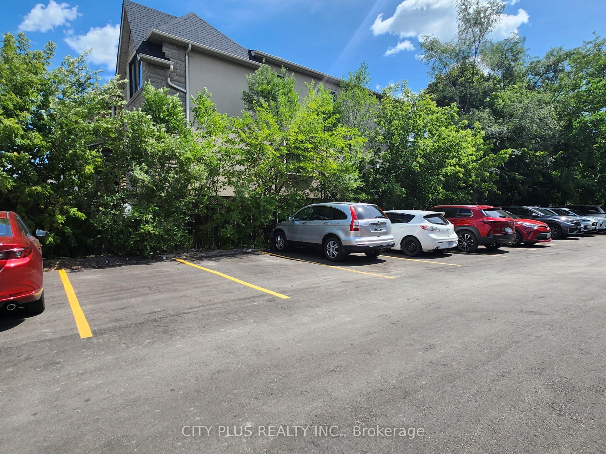 3547 Bathurst Street 2 Property Photo 17