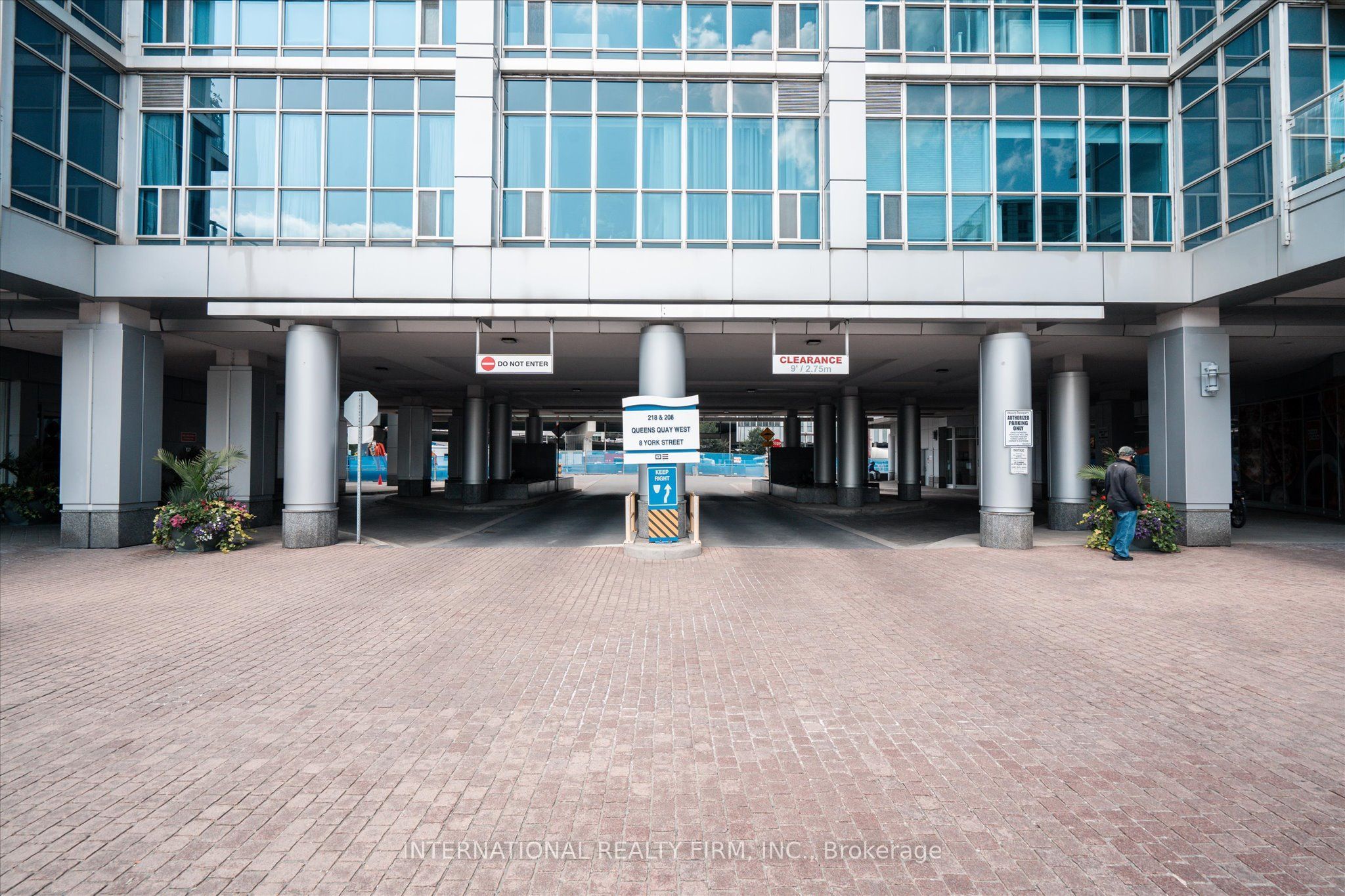218 Queens Quay W Ph4 Property Photo 6