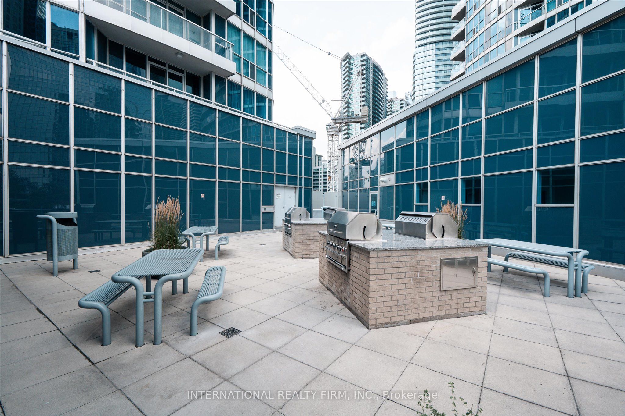 218 Queens Quay W Ph4 Property Photo 47