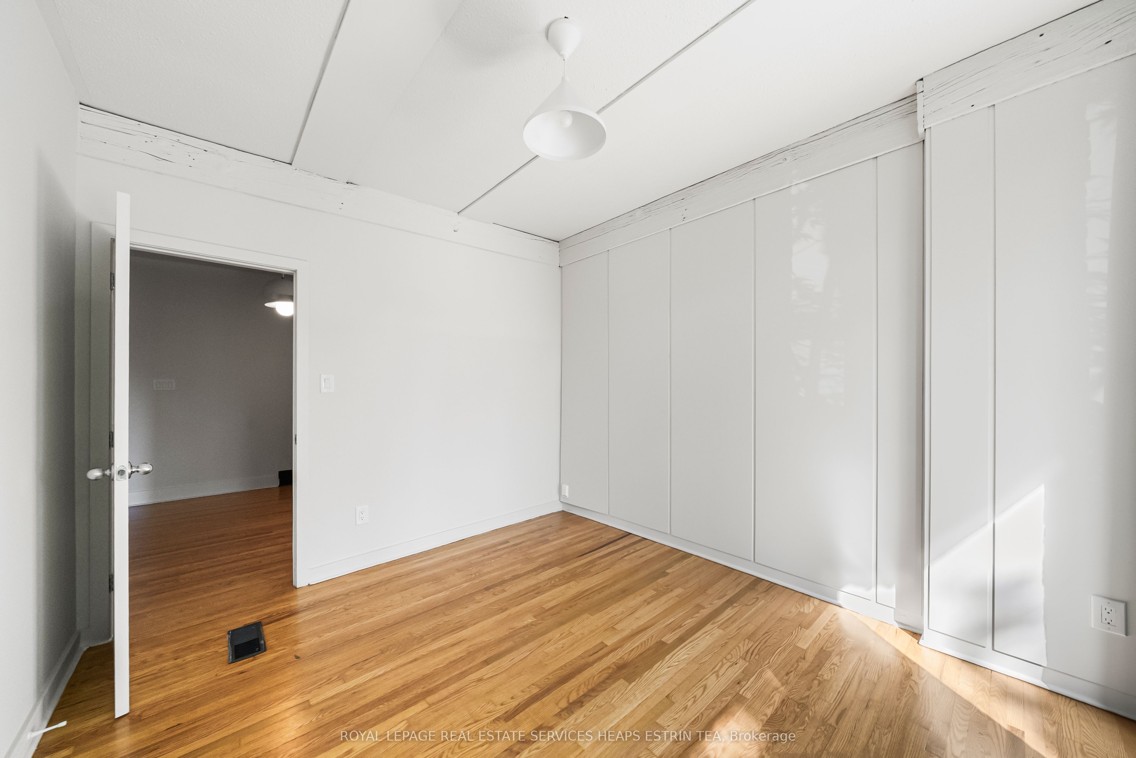 54 Rathnelly Avenue Property Photo 33