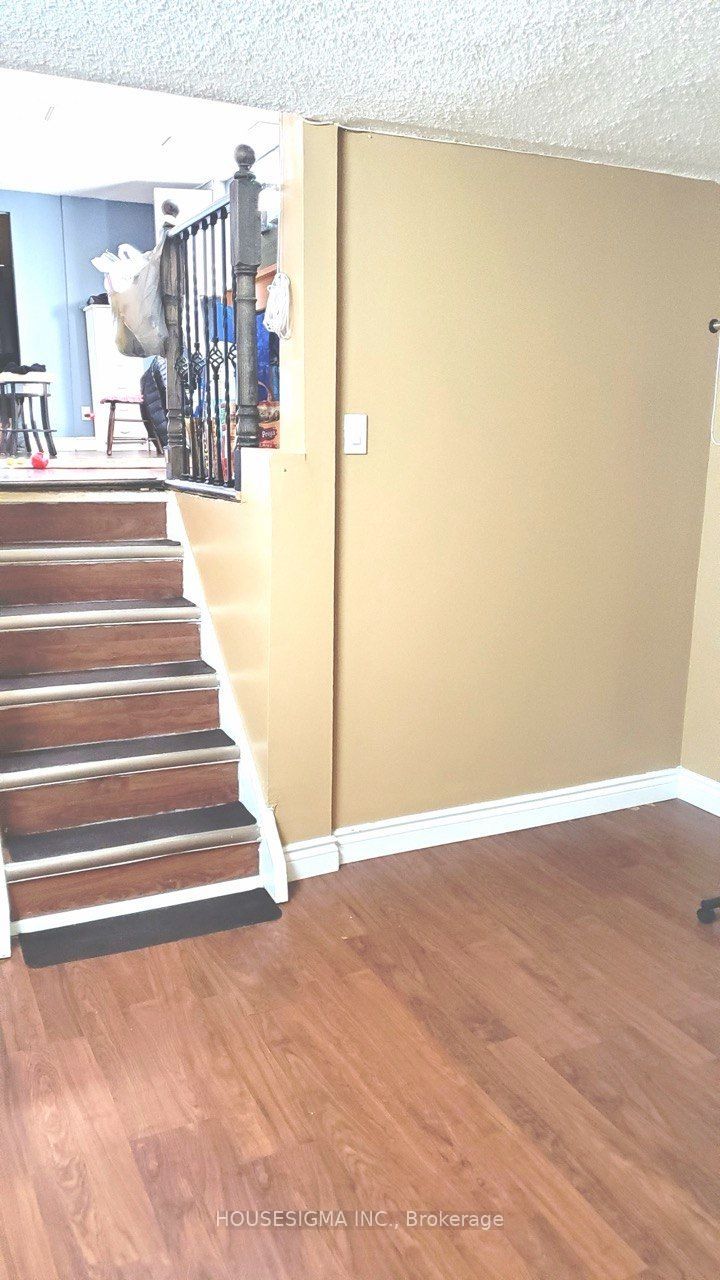 34 Ladner Drive Property Photo 6