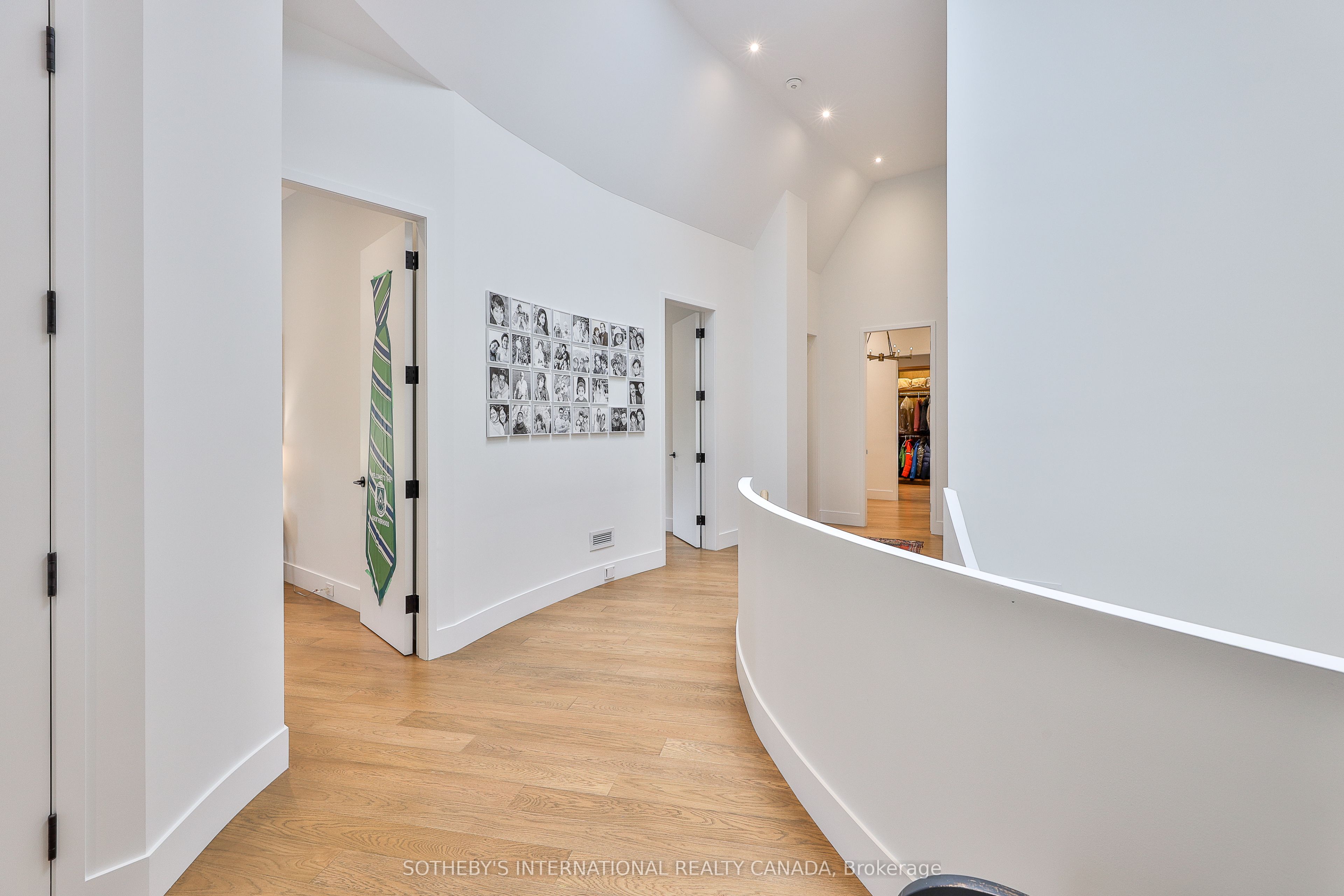 108 Stratford Crescent Property Photo 21
