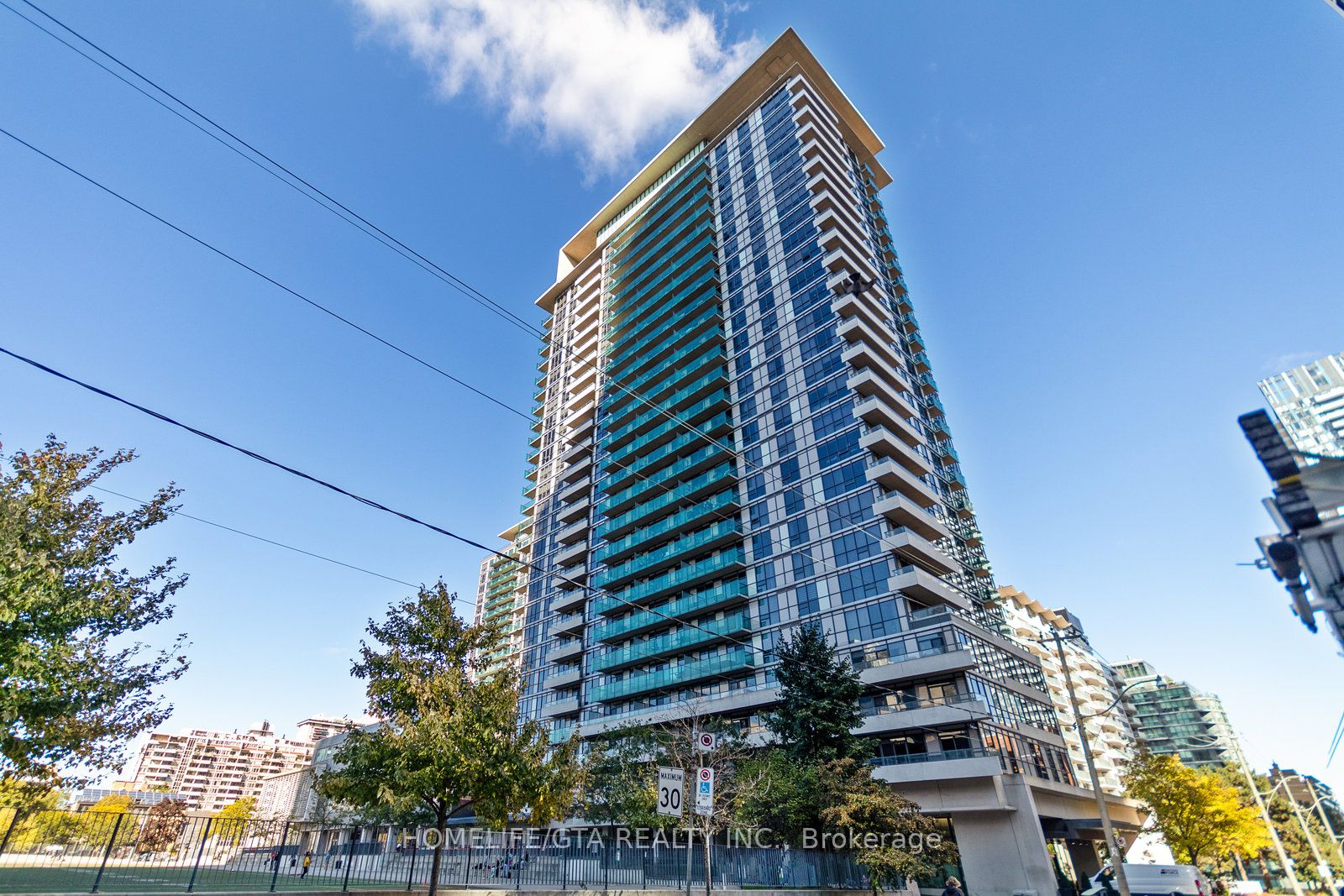 70 Roehampton Avenue 416 Property Photo 1