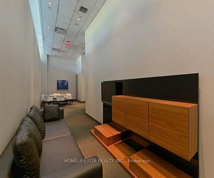 70 Roehampton Avenue 416 Property Photo 17