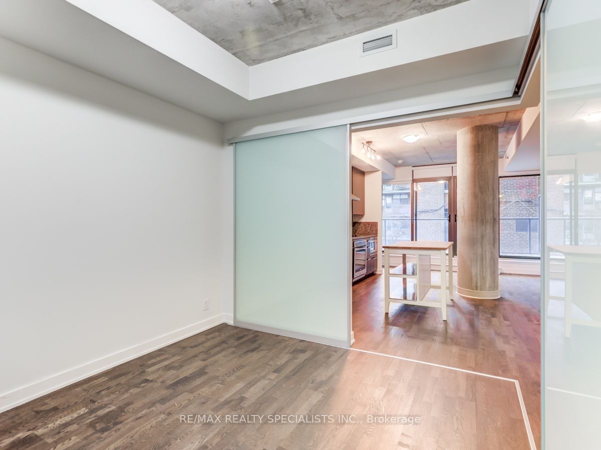 15 Beverley Street 304 Property Photo 10