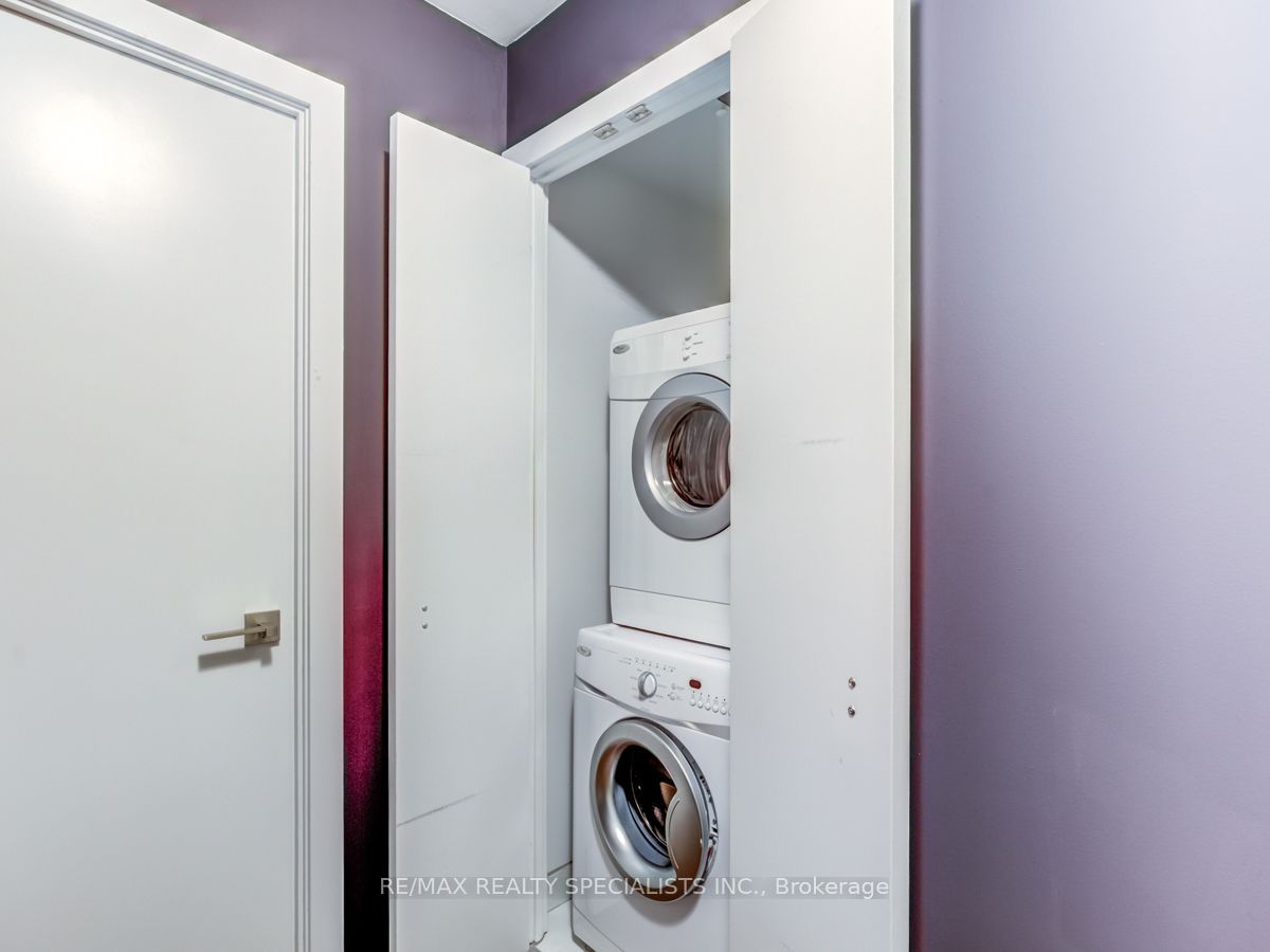 15 Beverley Street 304 Property Photo 15