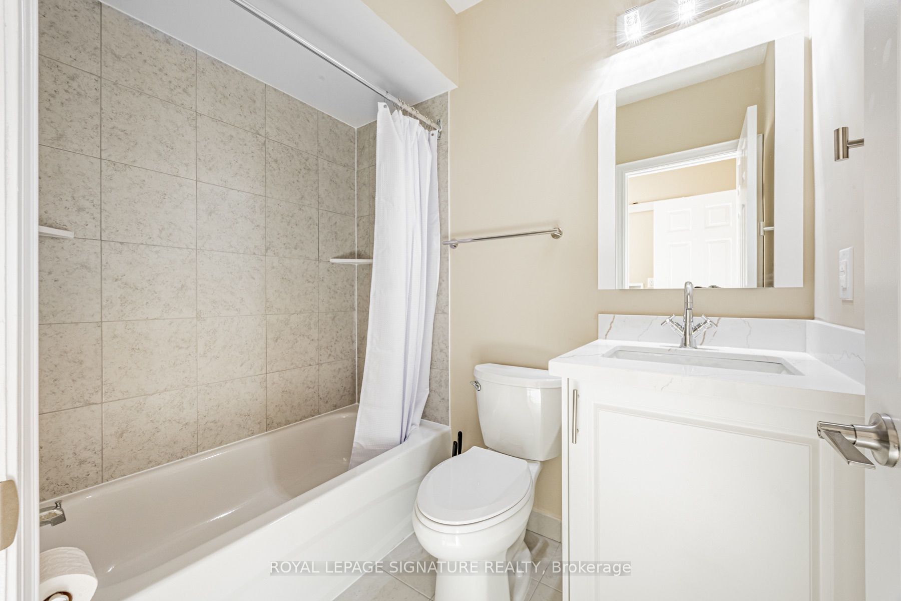 14 Howland Avenue 1 Property Photo 9