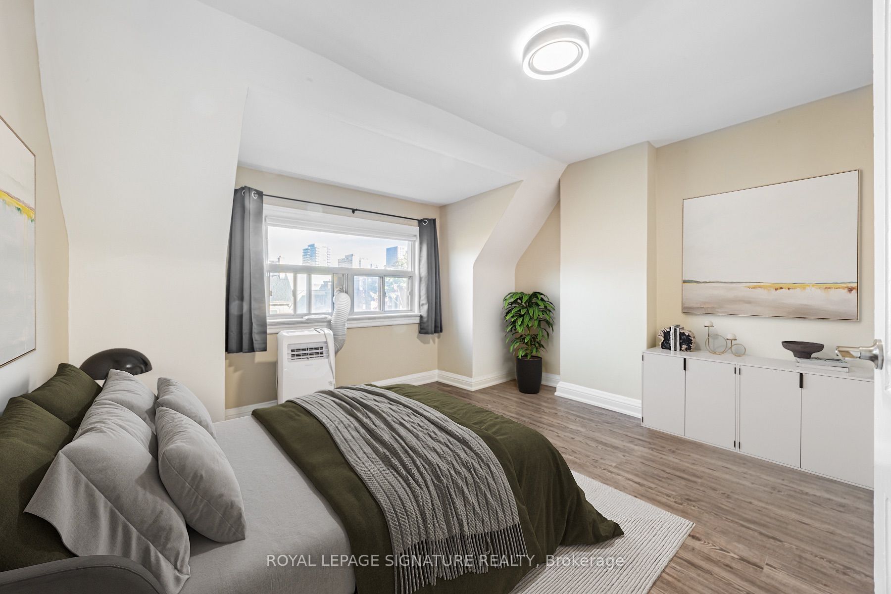 14 Howland Avenue 1 Property Photo 12