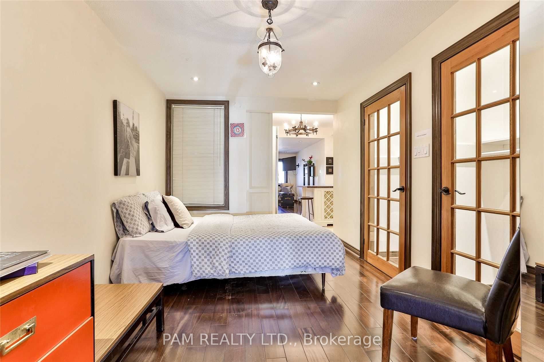 147 Euclid Avenue Property Photo 13