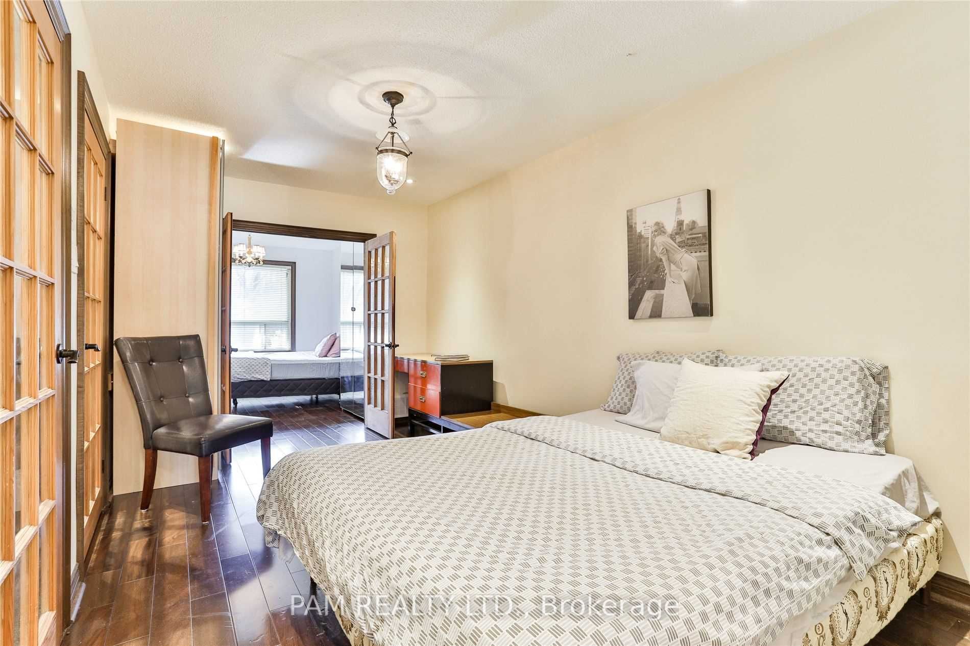 147 Euclid Avenue Property Photo 14