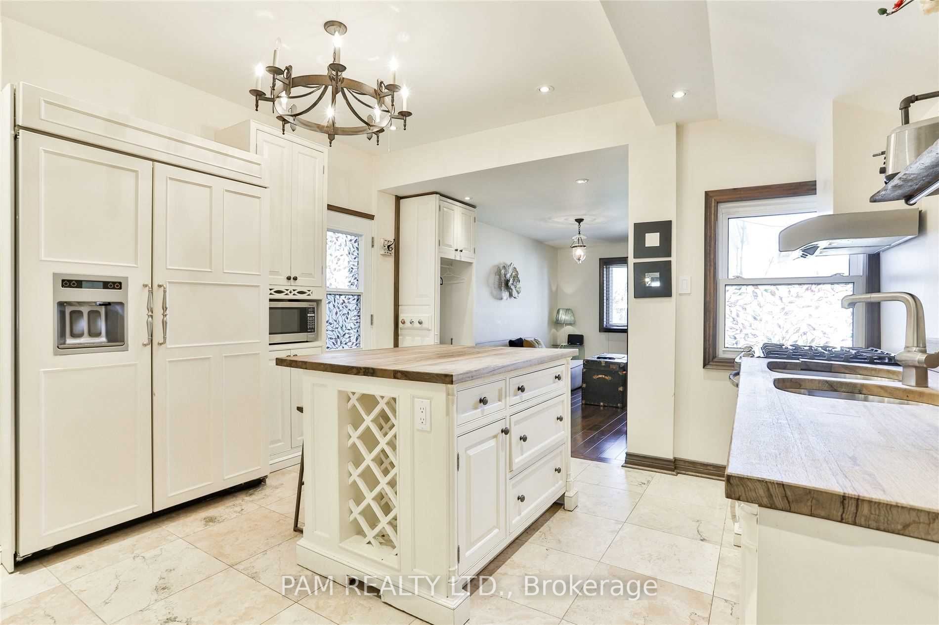 147 Euclid Avenue Property Photo 16